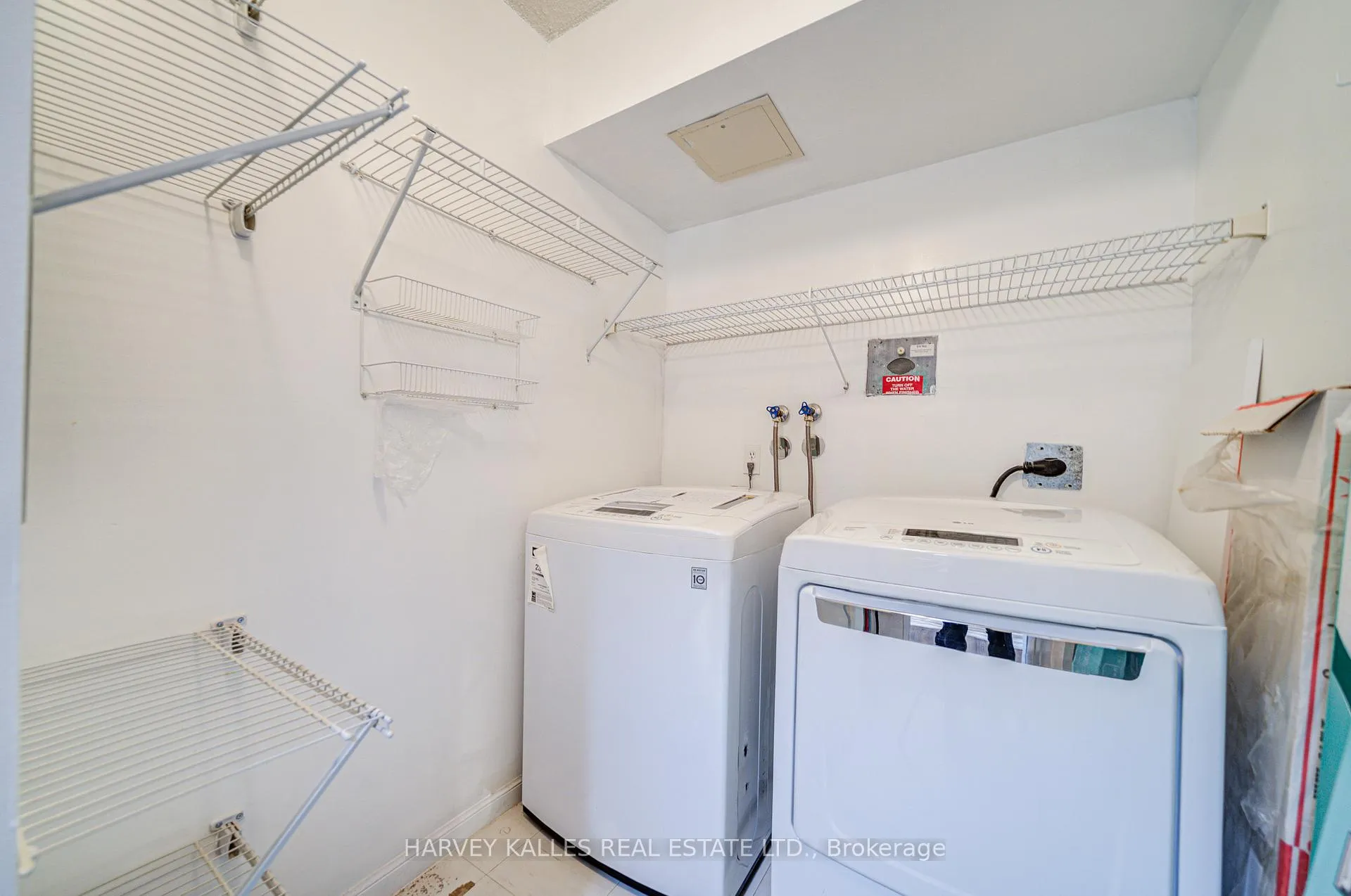 Photo 29 of Unit 212, 120 Promenade Circle, Vaughan, Brownridge — HOMEH