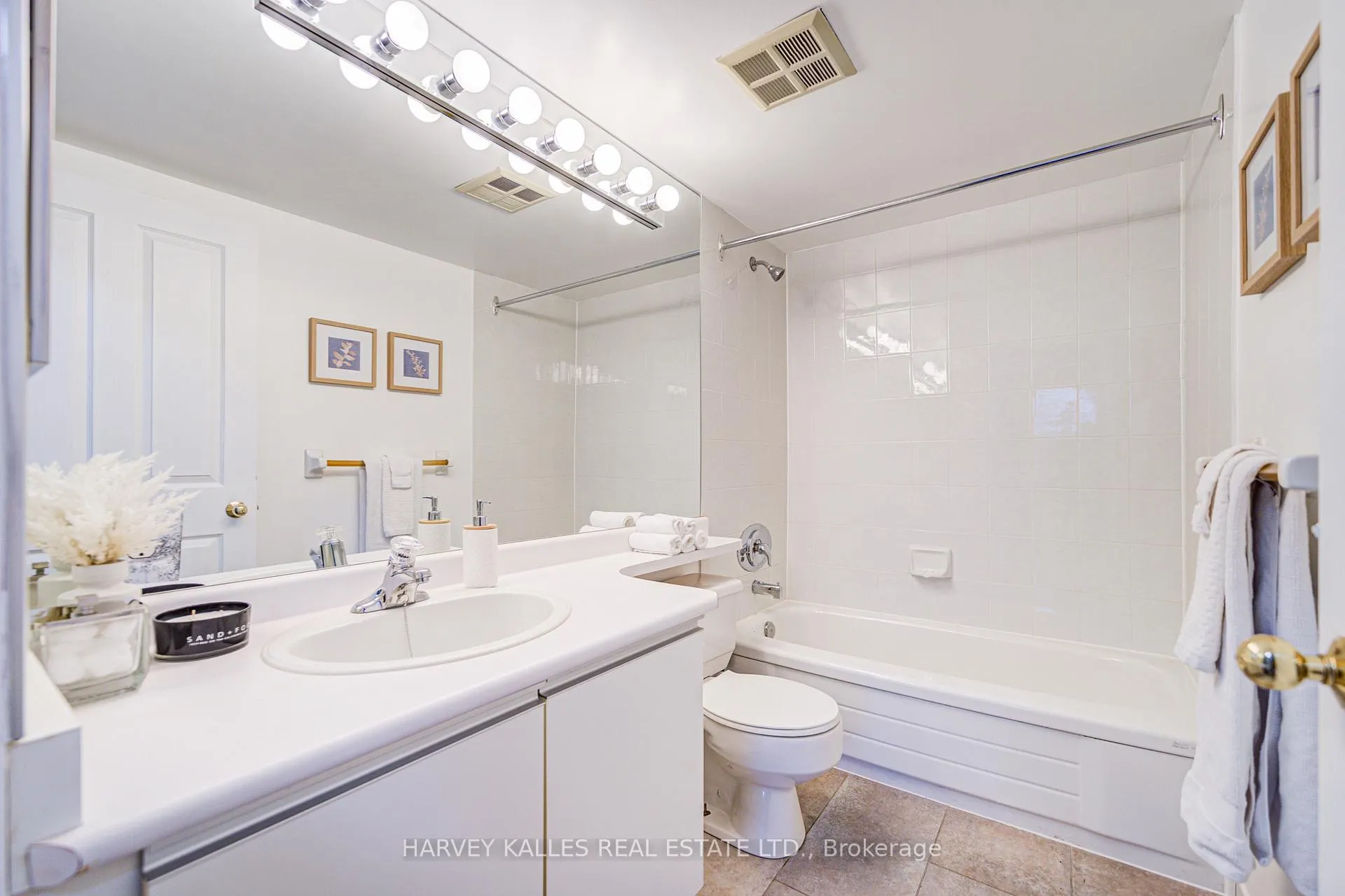 Photo 30 of Unit 212, 120 Promenade Circle, Vaughan, Brownridge — HOMEH
