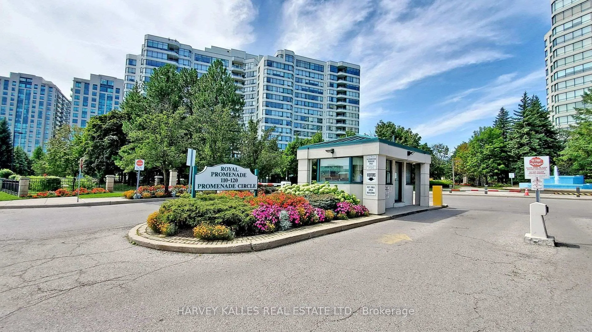 Photo 41 of Unit 212, 120 Promenade Circle, Vaughan, Brownridge — HOMEH