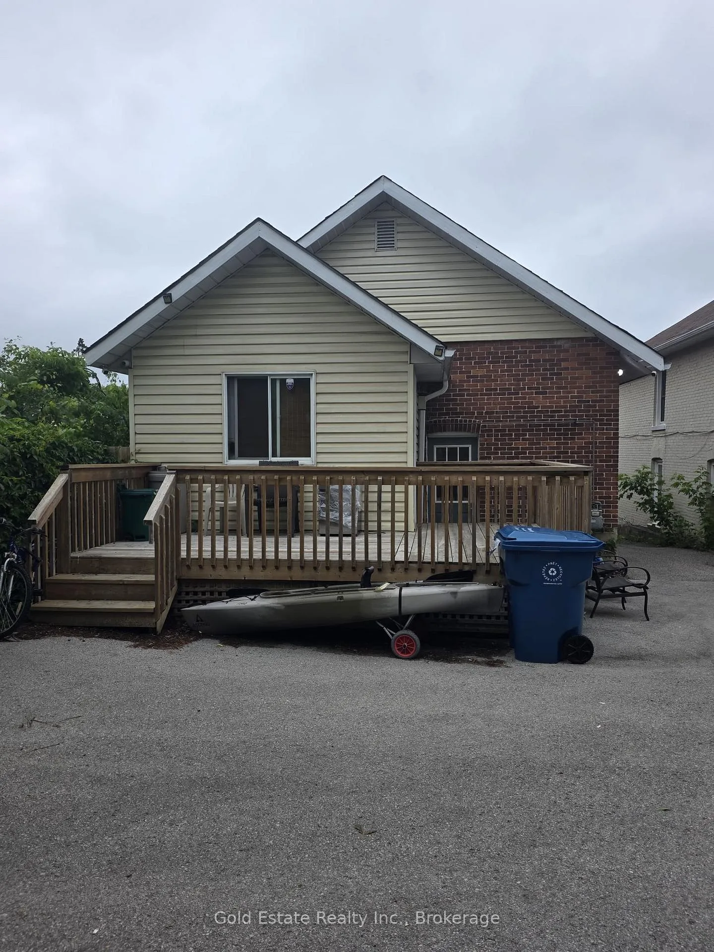 Photo 8 of 65 Front Street S, Orillia — HOMEH