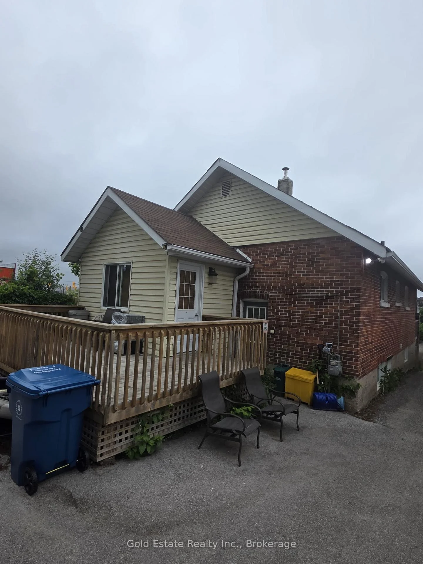 Photo 18 of 65 Front Street S, Orillia — HOMEH