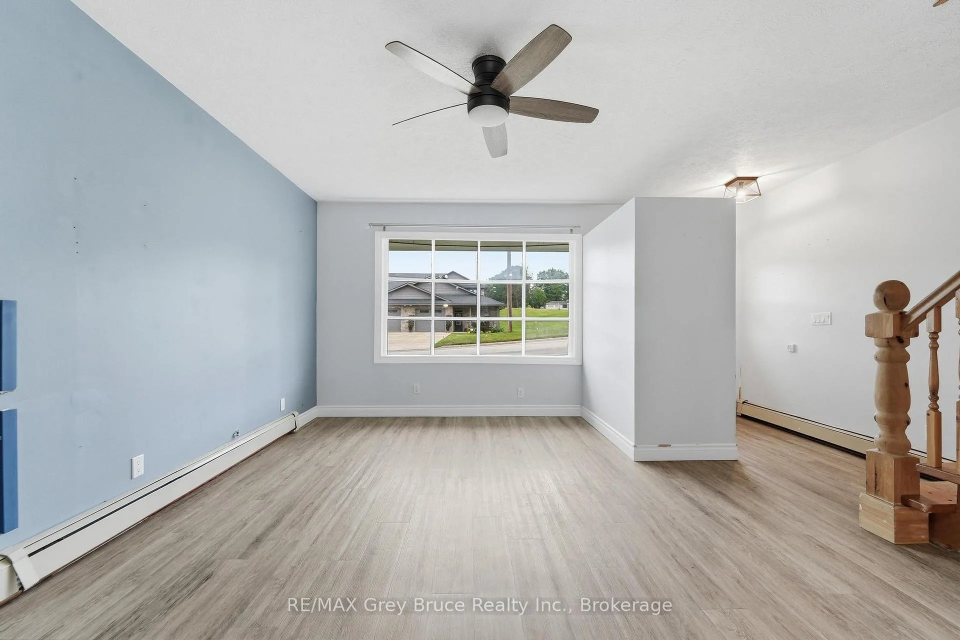 Photo 6 of 43 4th Street NW, Arran-Elderslie — HOMEH