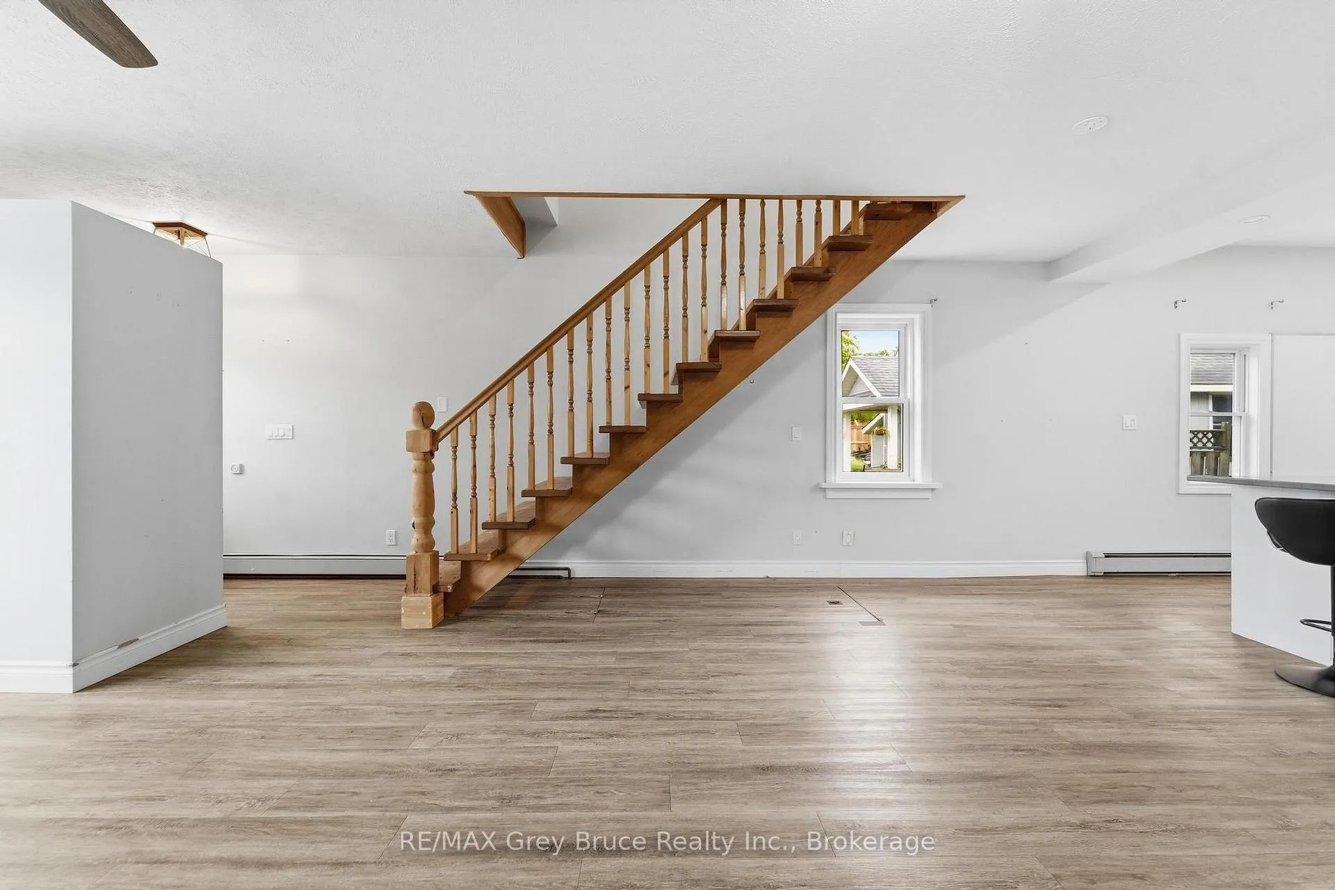 Photo 14 of 43 4th Street NW, Arran-Elderslie — HOMEH