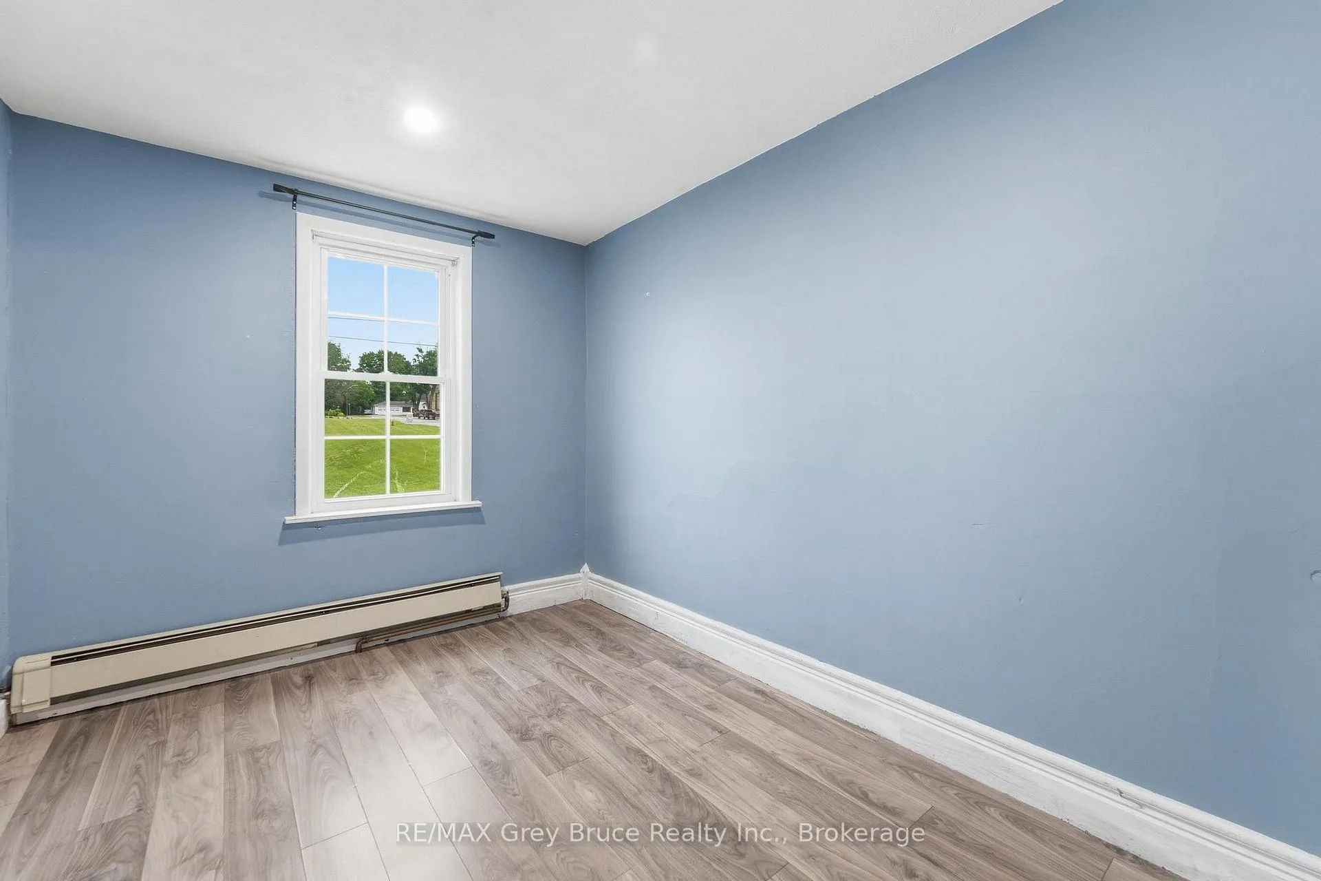 Photo 23 of 43 4th Street NW, Arran-Elderslie — HOMEH