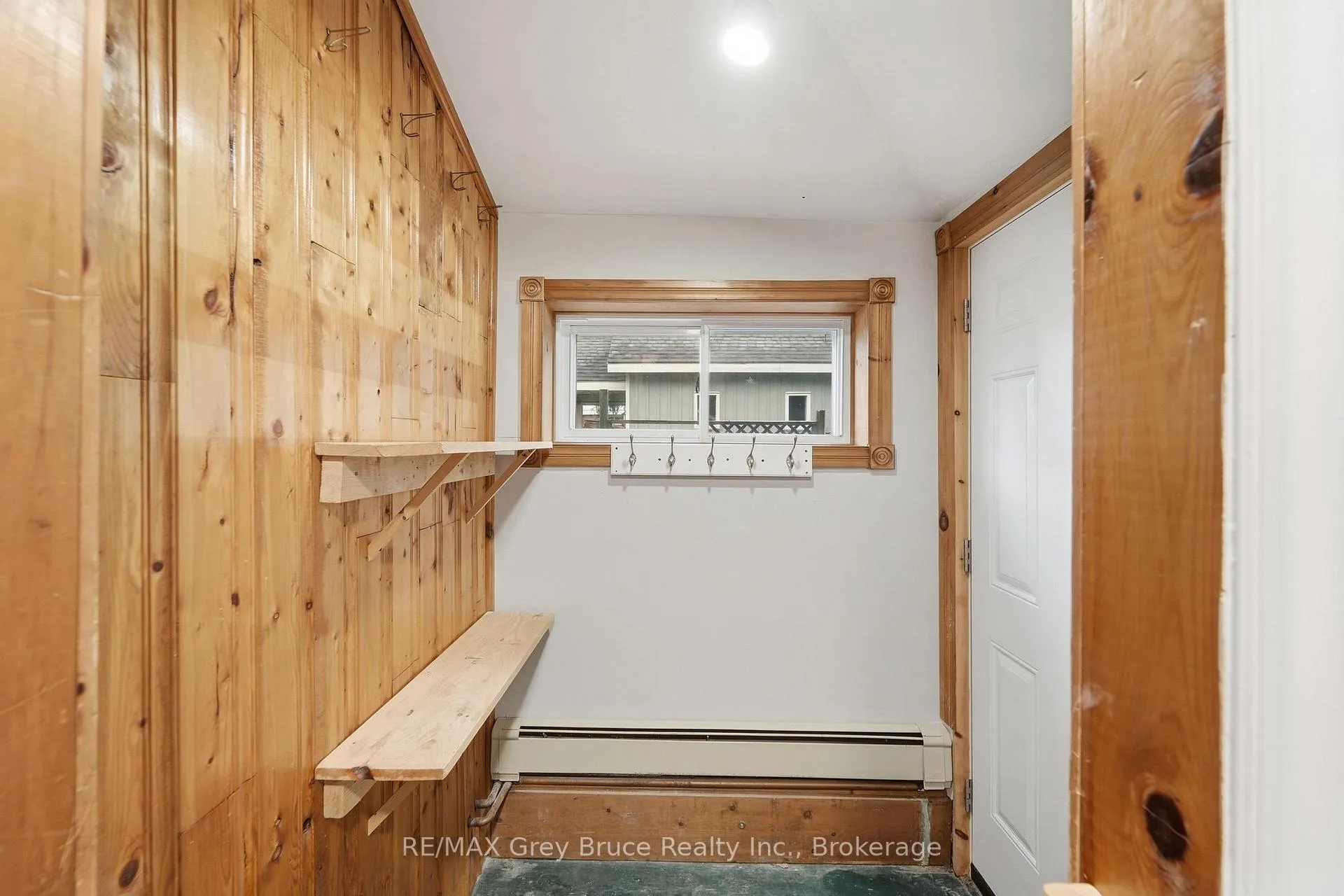 Photo 24 of 43 4th Street NW, Arran-Elderslie — HOMEH