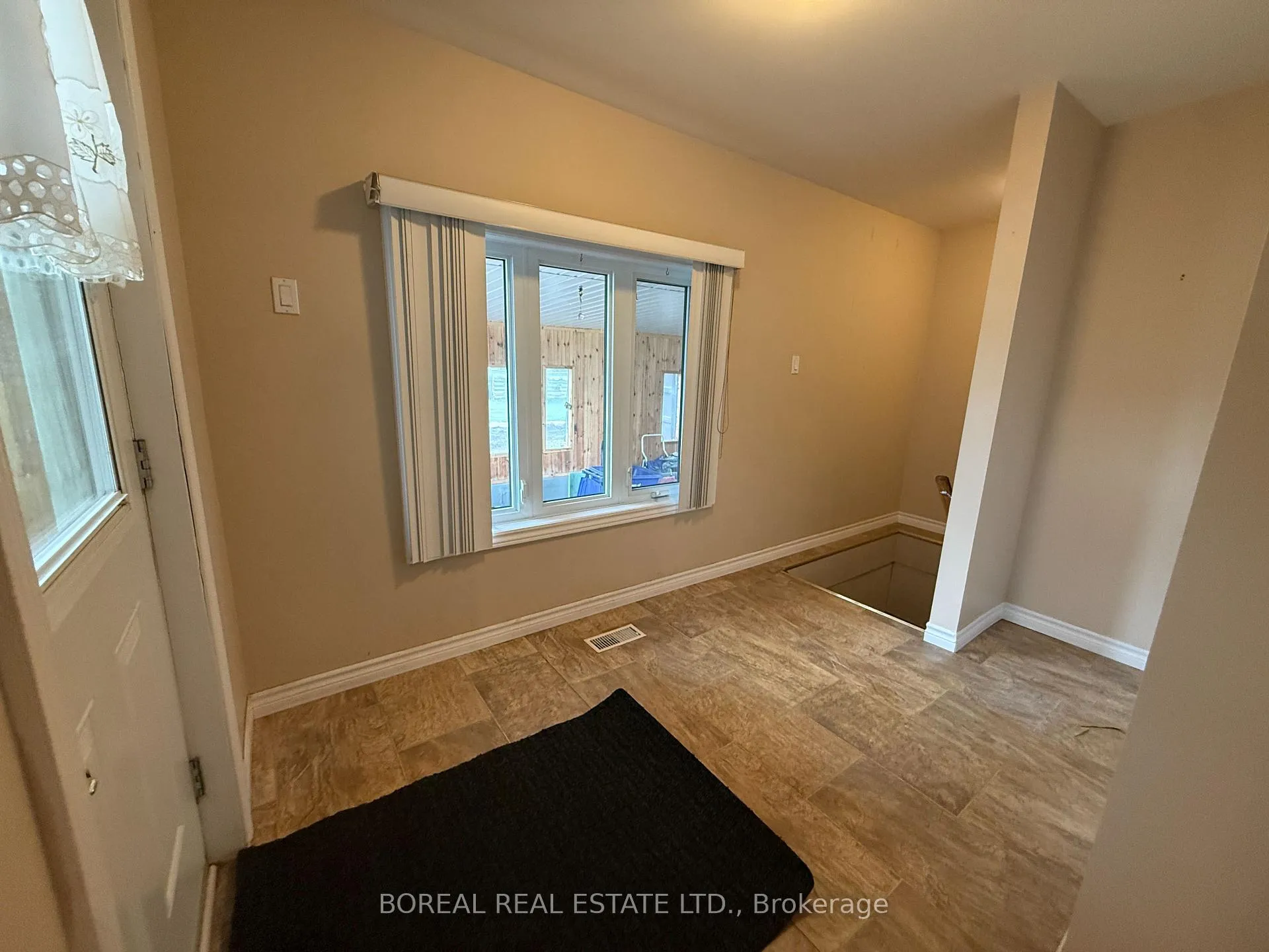 Photo 12 of 236-238 Main St, Smooth Rock Falls, SRF — HOMEH