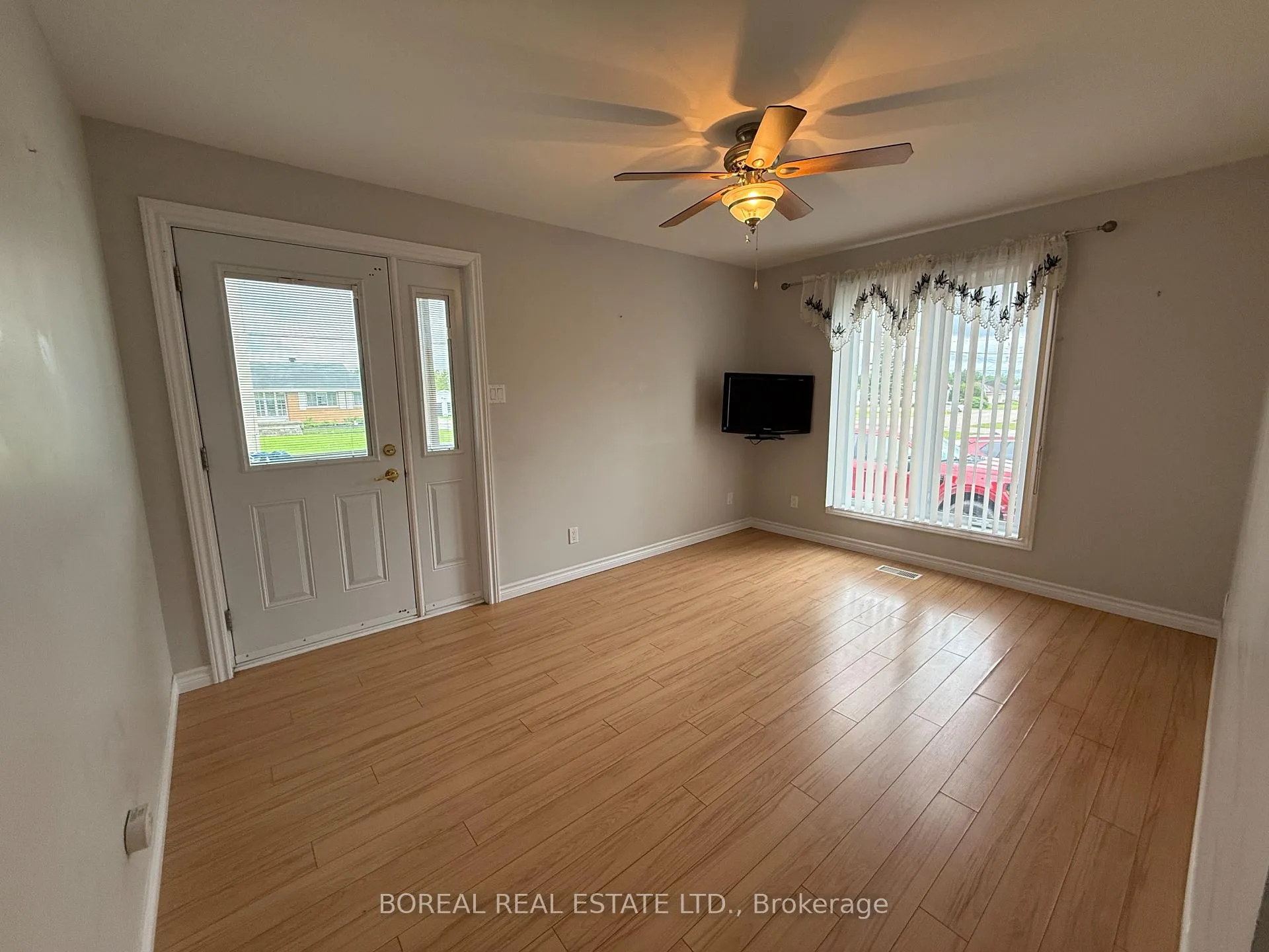 Photo 16 of 236-238 Main St, Smooth Rock Falls, SRF — HOMEH