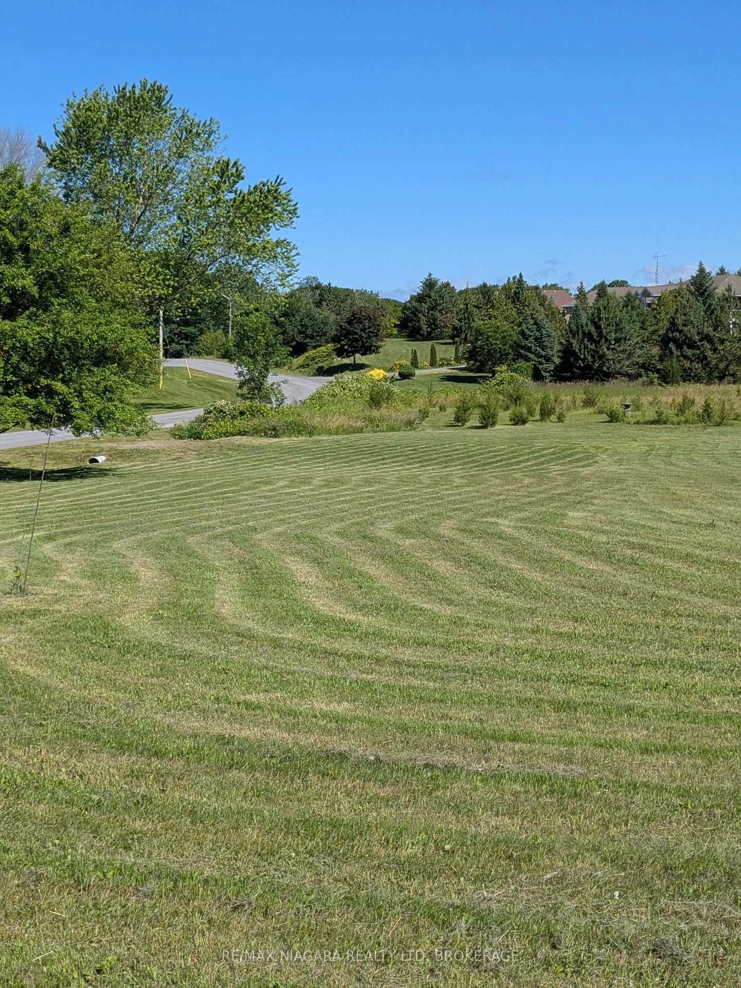 Photo 15 of 48 Youngs Point Road, Greater Napanee, Greater Napanee — HOMEH