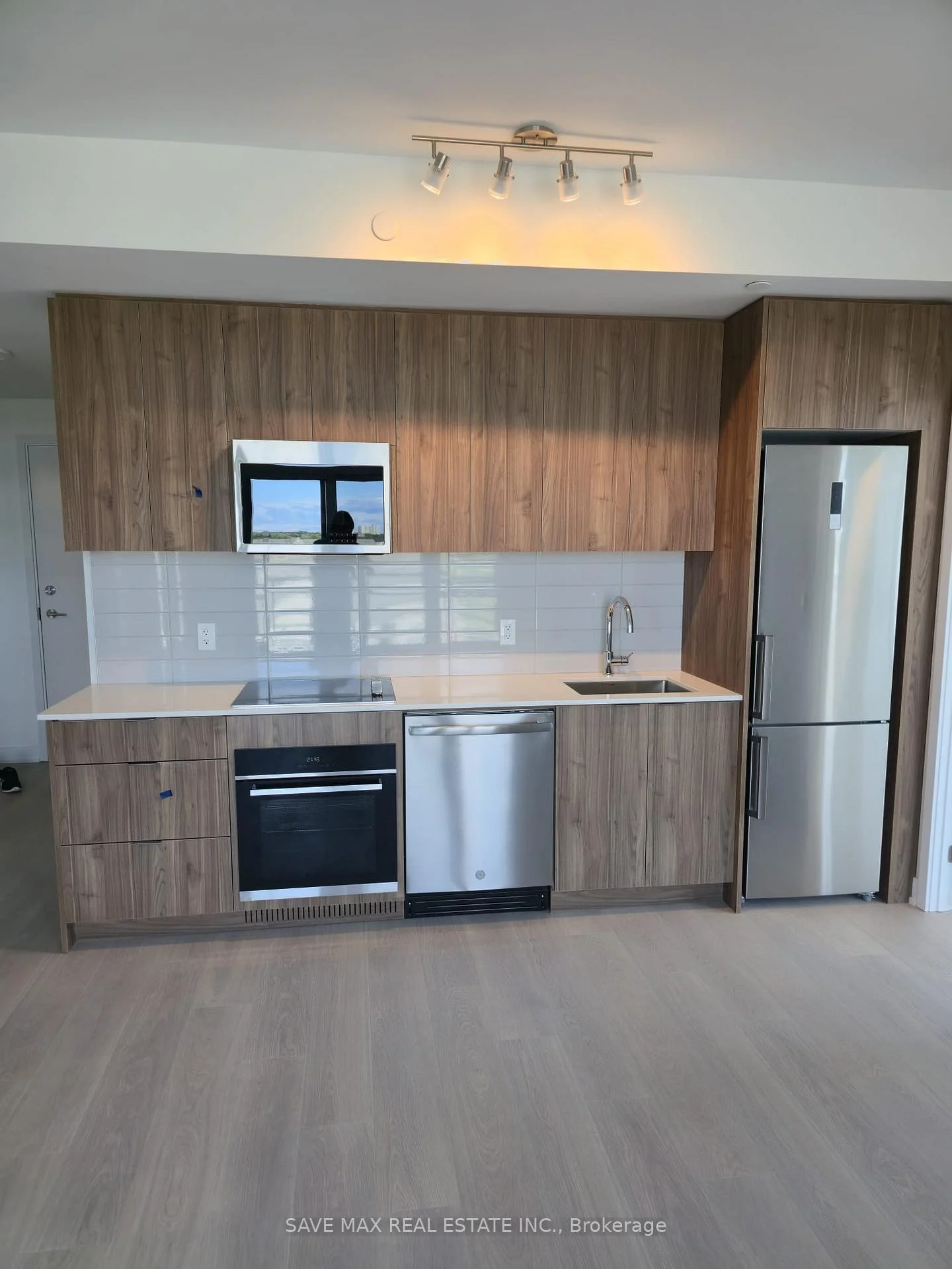 Photo 8 of Unit 519, 20 Deans Drive, Scarborough, Clairlea-Birchmount — HOMEH