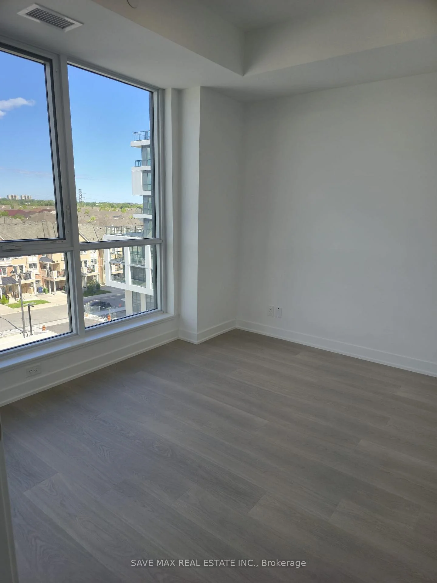 Photo 9 of Unit 519, 20 Deans Drive, Scarborough, Clairlea-Birchmount — HOMEH