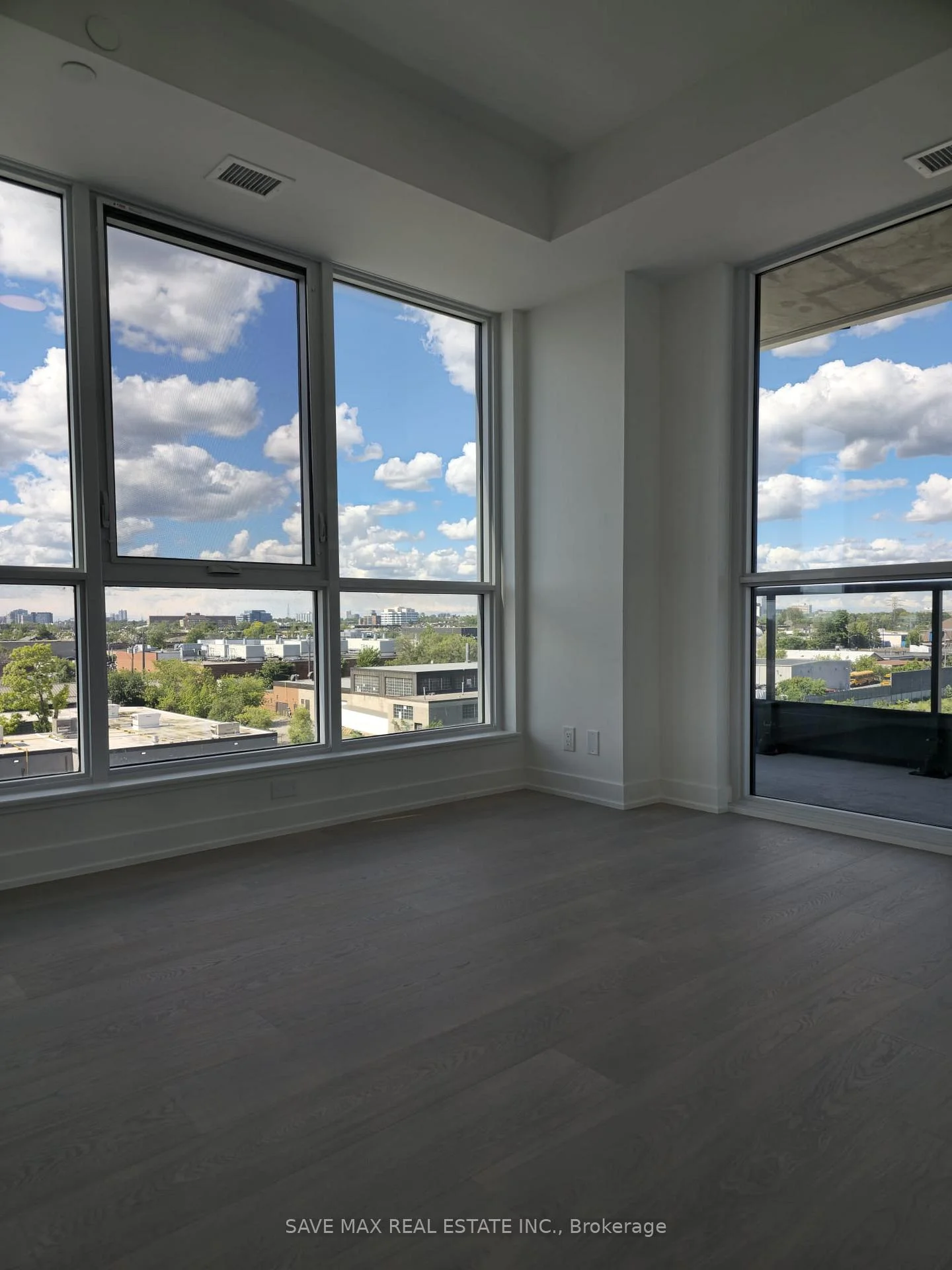 Photo 11 of Unit 519, 20 Deans Drive, Scarborough, Clairlea-Birchmount — HOMEH