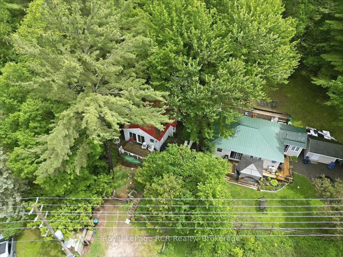 Photo 2 of 45 Andrew Drive, Tiny, Rural Tiny — HOMEH