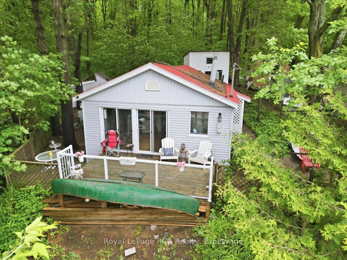 Photo 5 of 45 Andrew Drive, Tiny, Rural Tiny — HOMEH