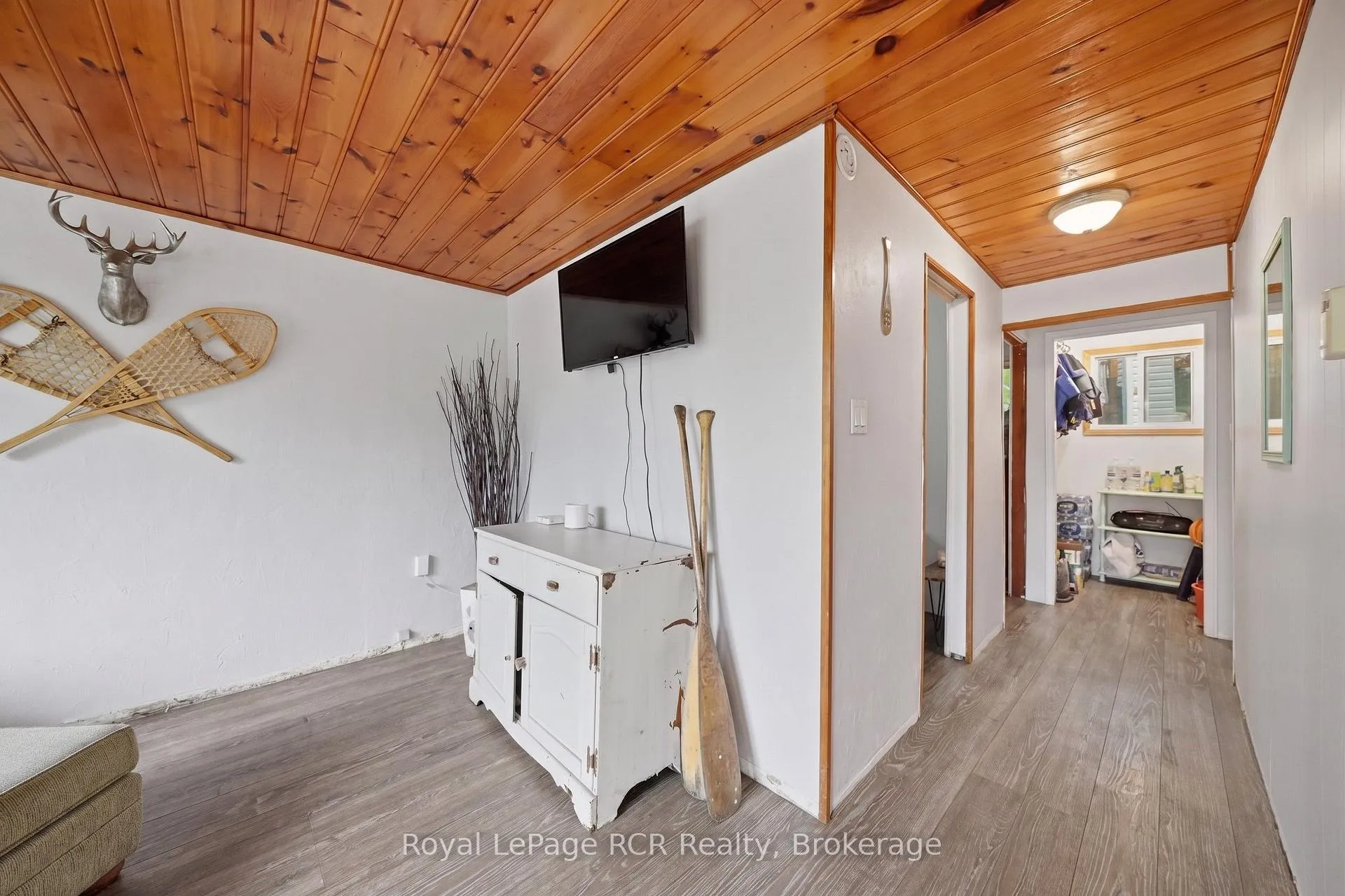 Photo 14 of 45 Andrew Drive, Tiny, Rural Tiny — HOMEH