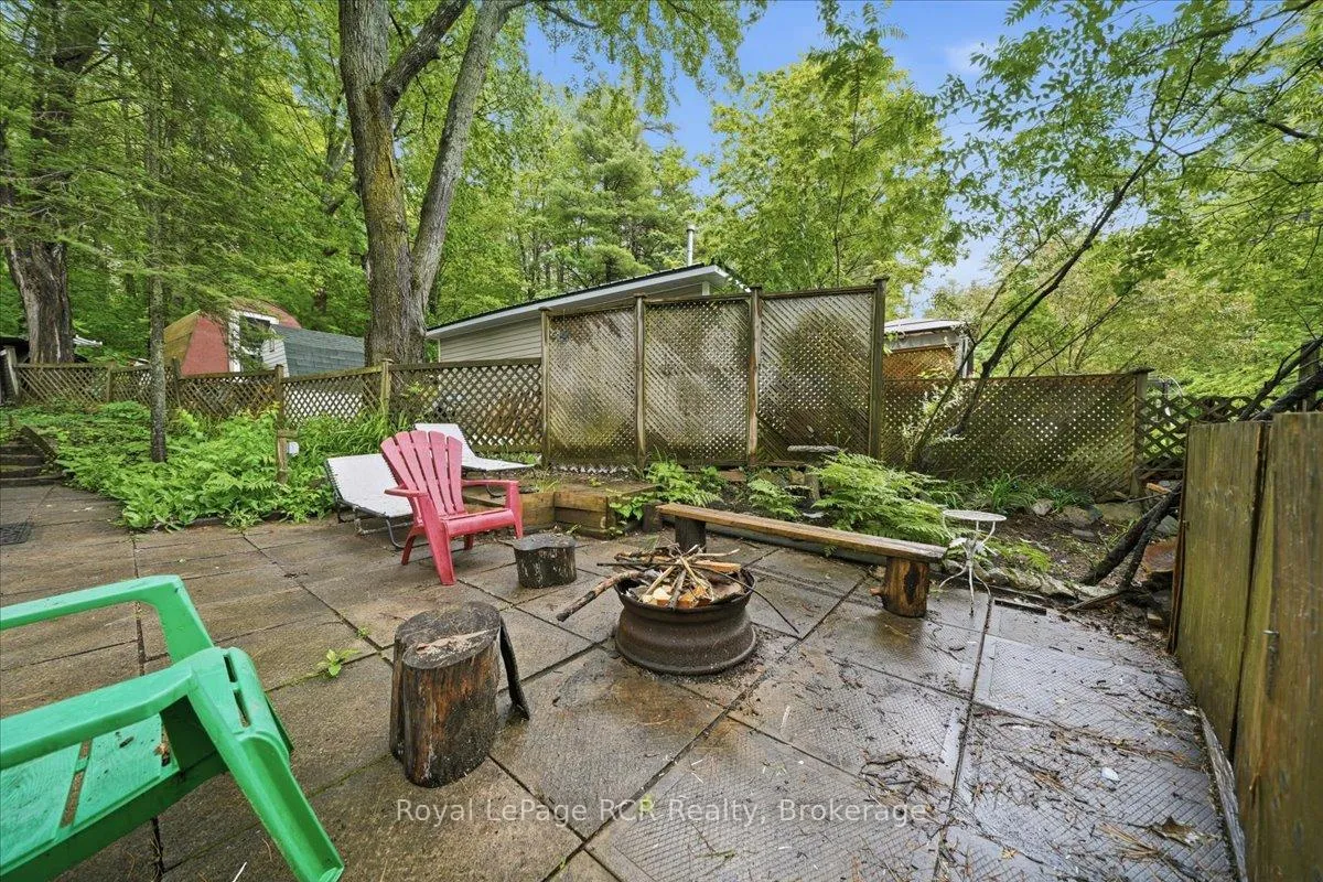 Photo 26 of 45 Andrew Drive, Tiny, Rural Tiny — HOMEH