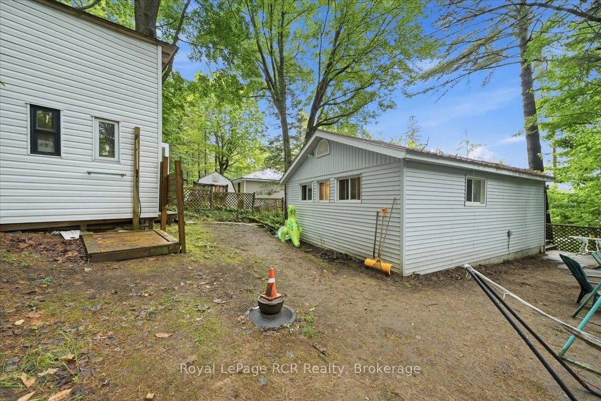 Photo 36 of 45 Andrew Drive, Tiny, Rural Tiny — HOMEH