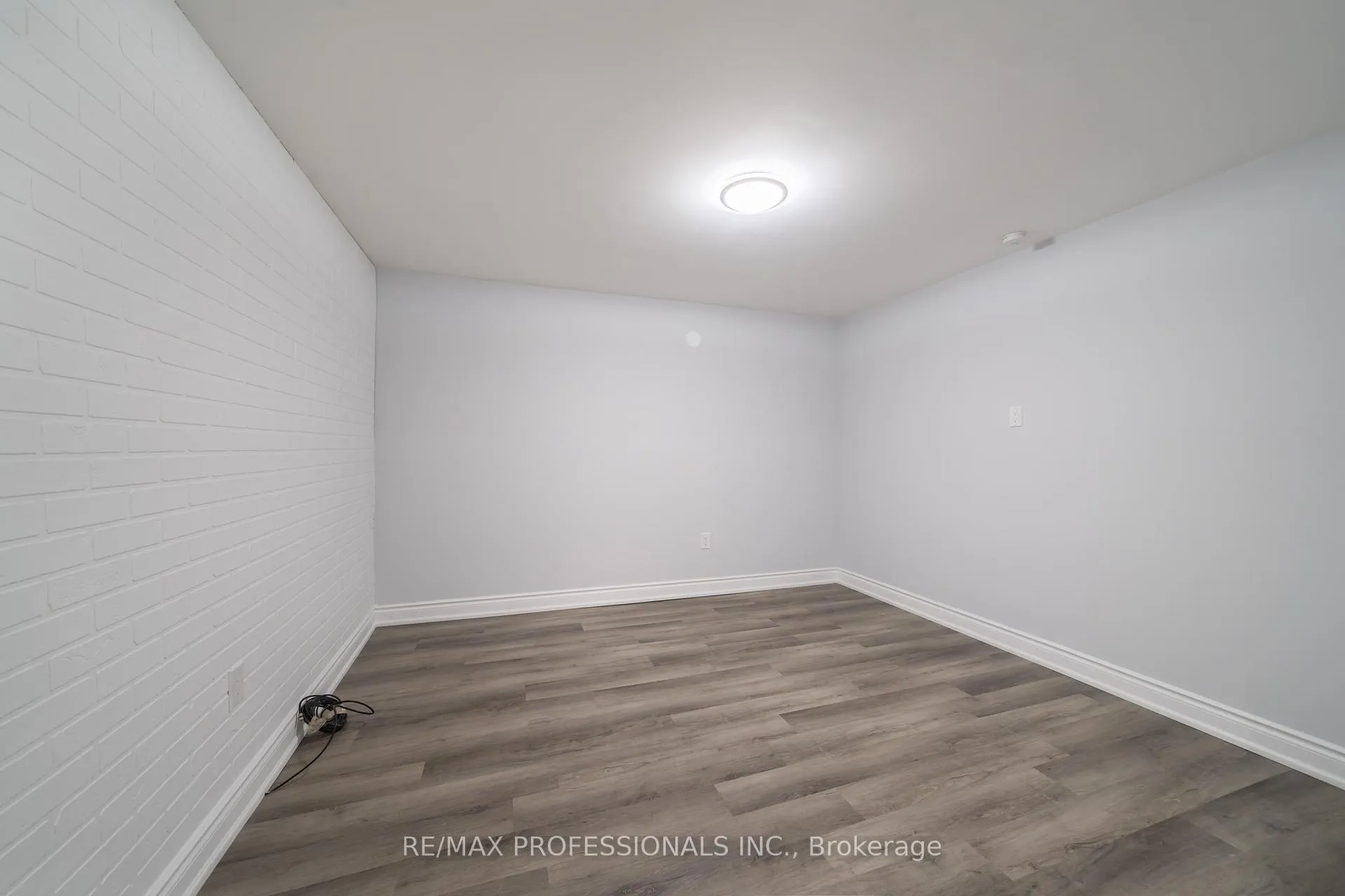 Photo 5 of Unit Lower, 3188 Cambourne Crescent, Mississauga, Meadowvale — HOMEH