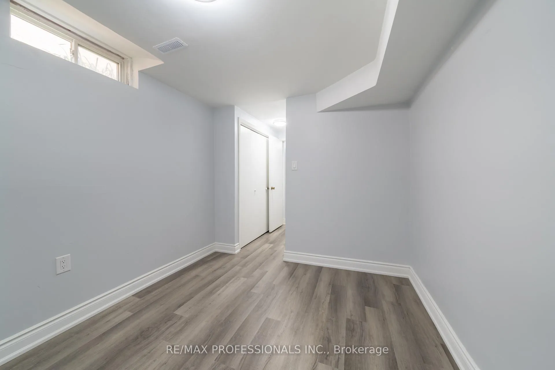 Photo 17 of Unit Lower, 3188 Cambourne Crescent, Mississauga, Meadowvale — HOMEH