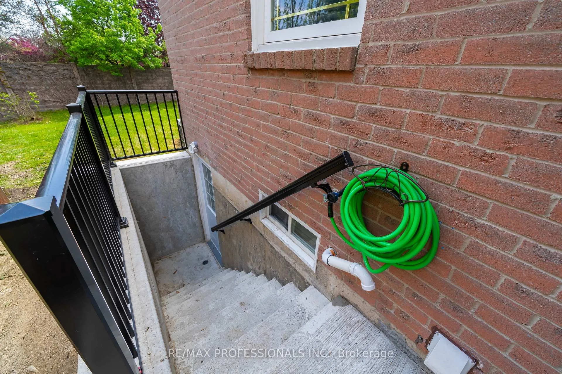 Photo 19 of Unit Lower, 3188 Cambourne Crescent, Mississauga, Meadowvale — HOMEH