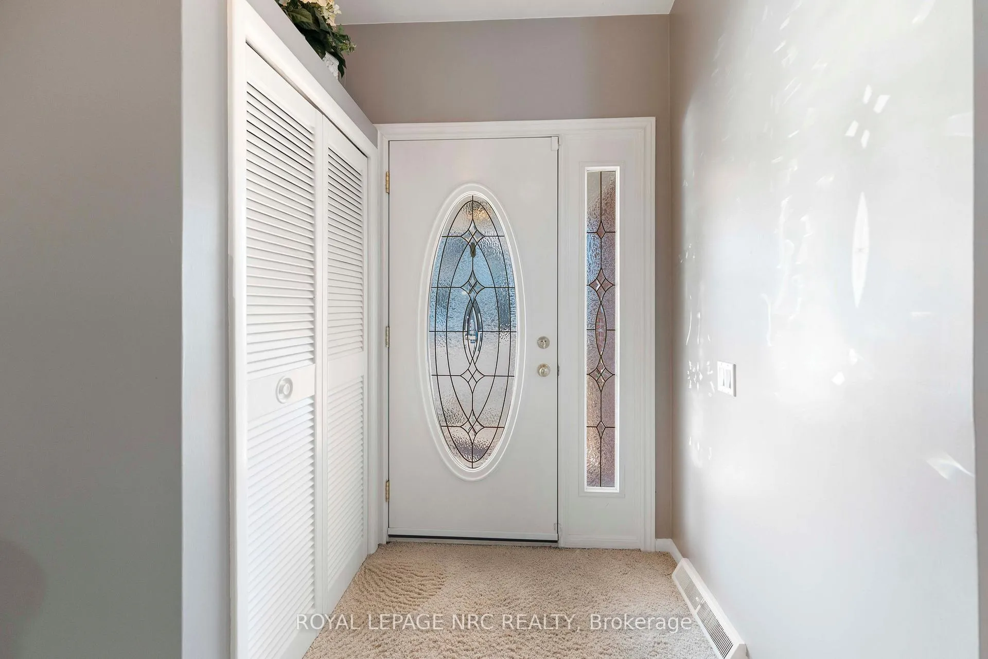 Photo 9 of 68 Pine Street S, Thorold, Thorold Downtown — HOMEH
