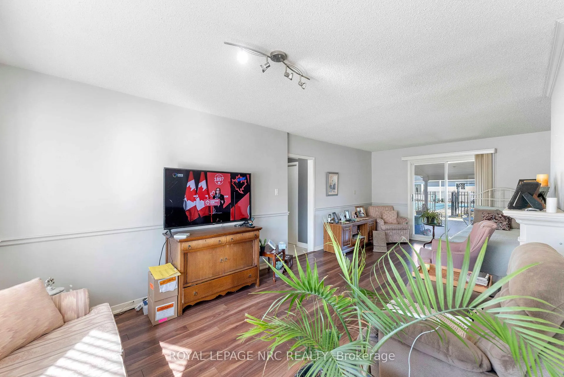 Photo 22 of 68 Pine Street S, Thorold, Thorold Downtown — HOMEH