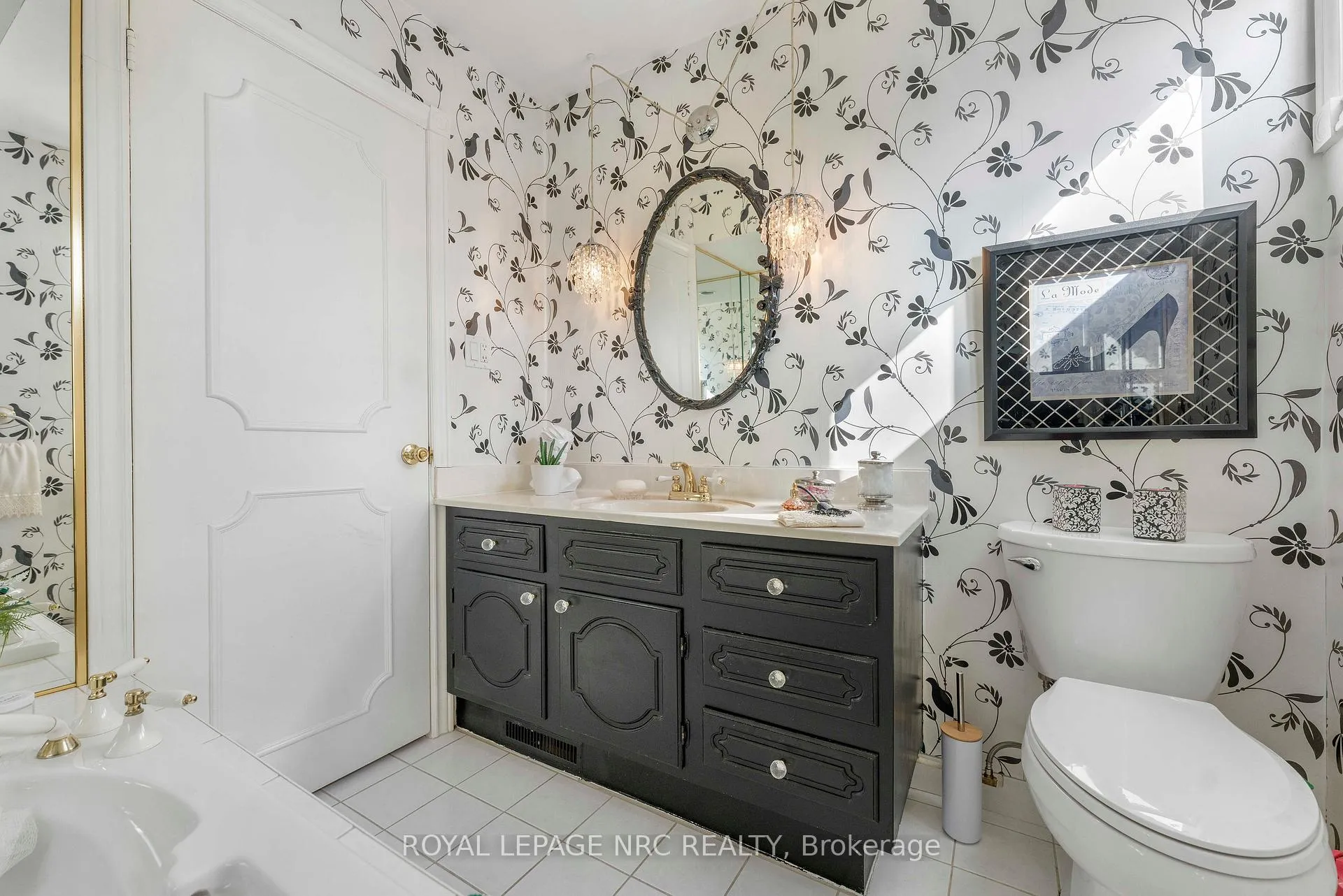 Photo 25 of 68 Pine Street S, Thorold, Thorold Downtown — HOMEH