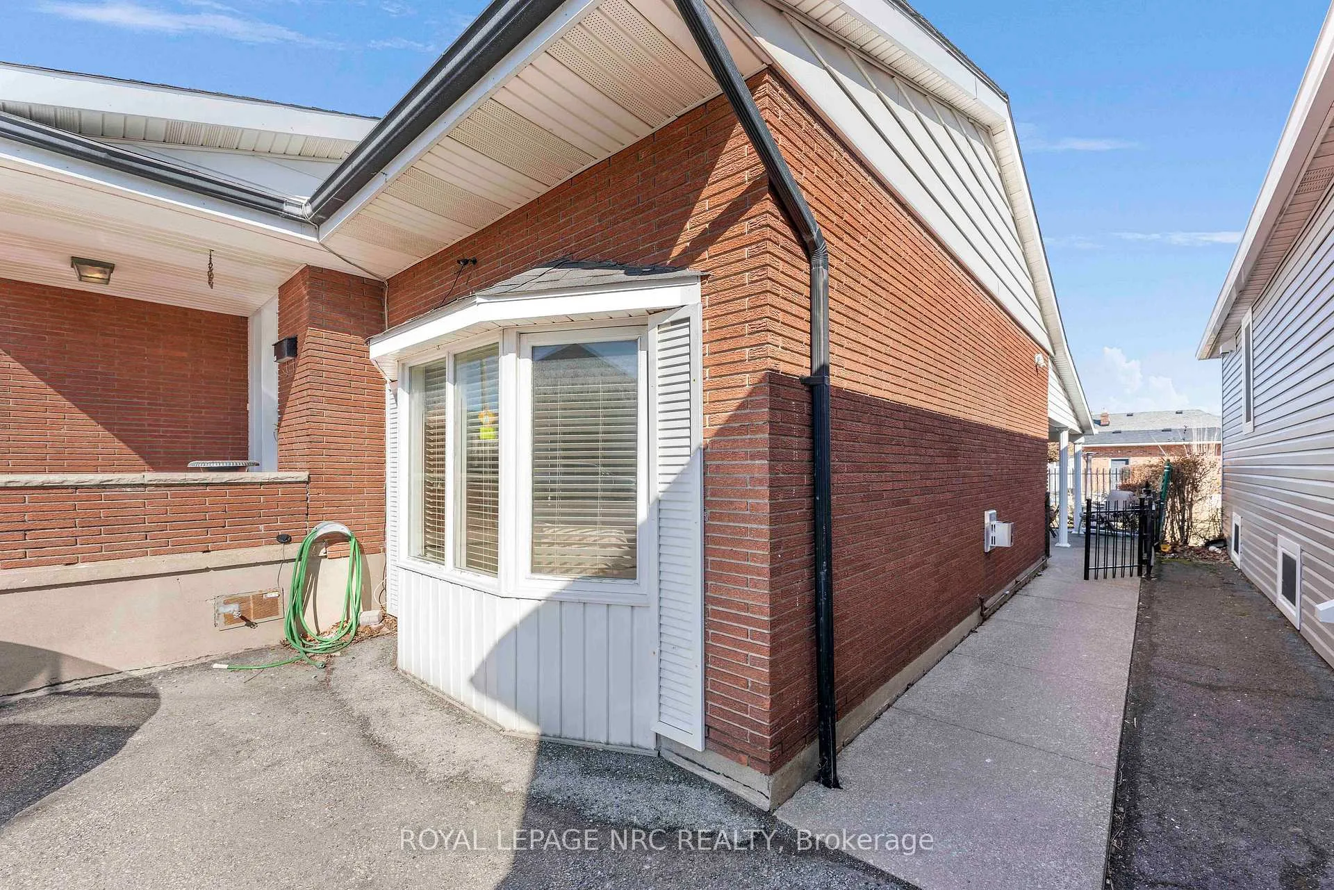 Photo 37 of 68 Pine Street S, Thorold, Thorold Downtown — HOMEH