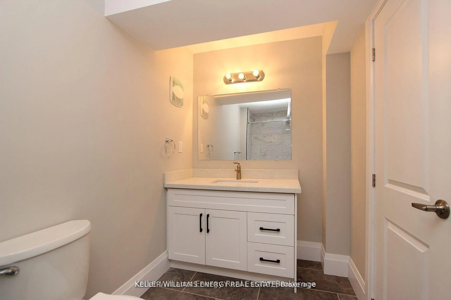 Photo 5 of Unit Lower, 634 Wilson Road N, Oshawa, O'Neill — HOMEH