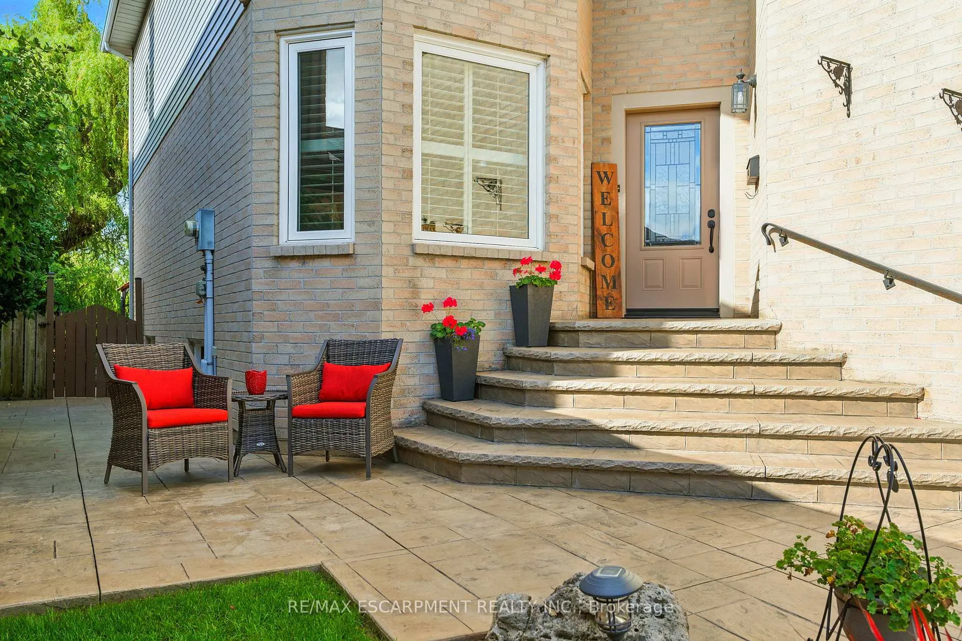 Photo 3 of 5399 Sheldon Park Drive, Burlington, Appleby — HOMEH
