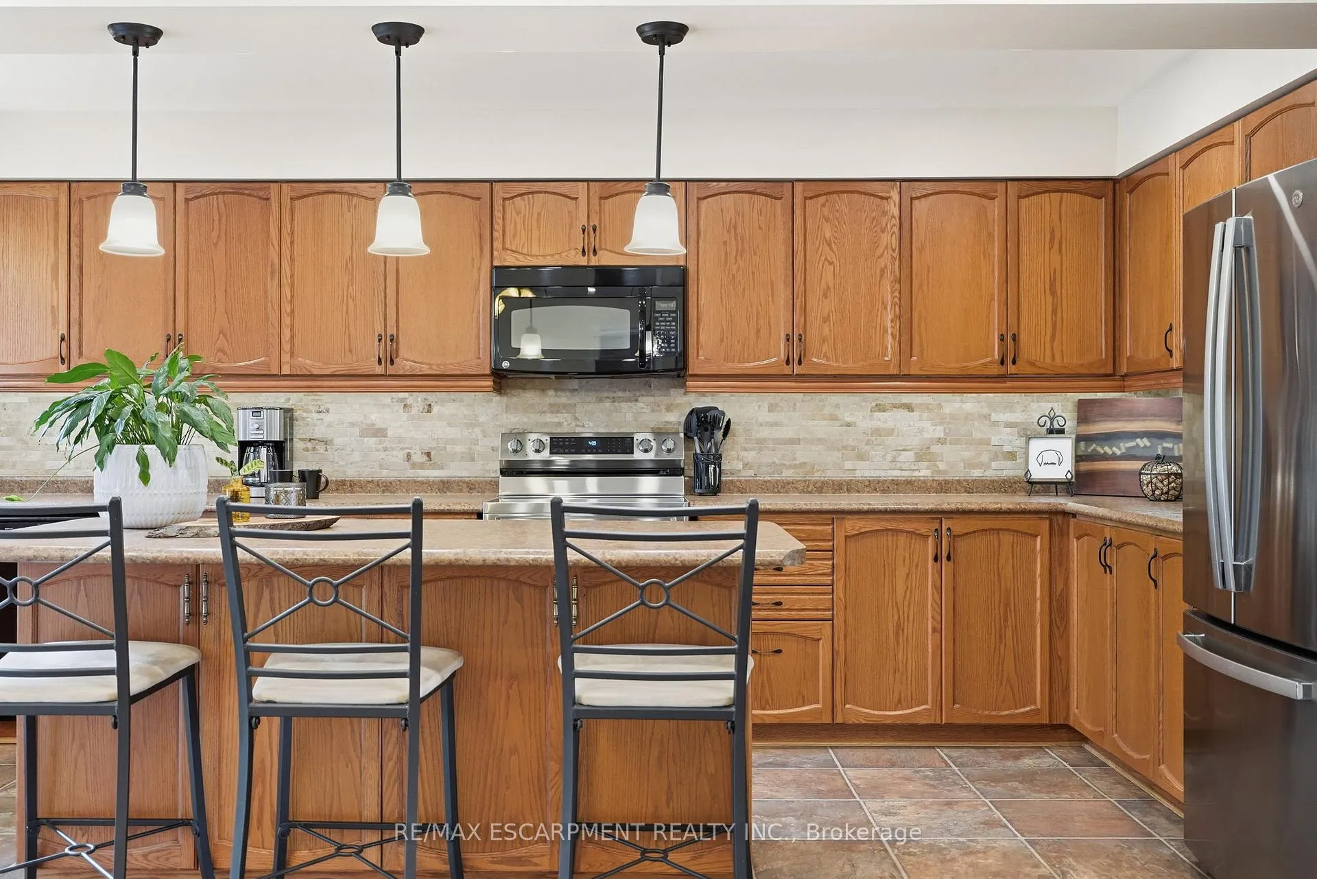 Photo 14 of 5399 Sheldon Park Drive, Burlington, Appleby — HOMEH