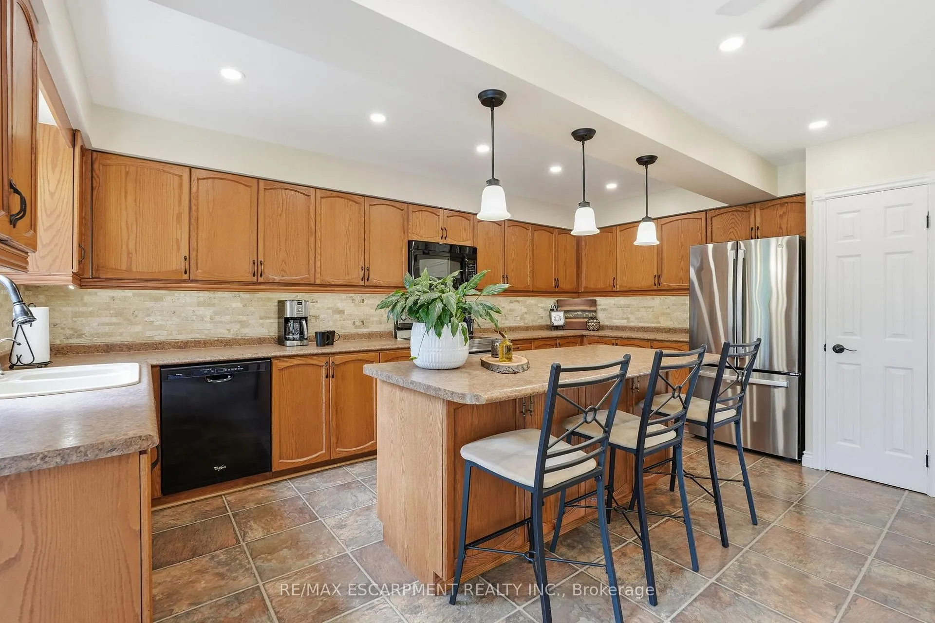 Photo 16 of 5399 Sheldon Park Drive, Burlington, Appleby — HOMEH