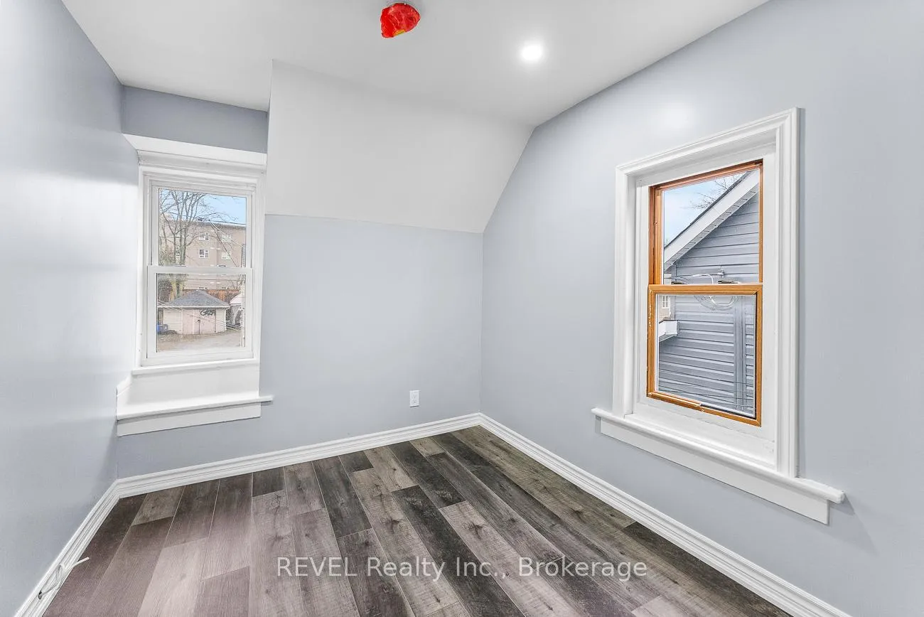 Photo 5 of 30 Division Street, St. Catharines, E. Chester — HOMEH