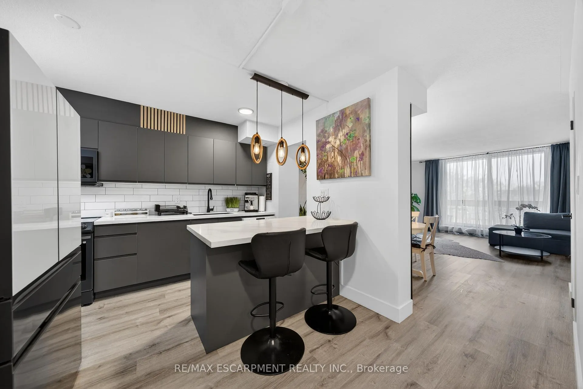 Photo 2 of Unit 324, 350 Quigley Road, Hamilton, Vincent — HOMEH