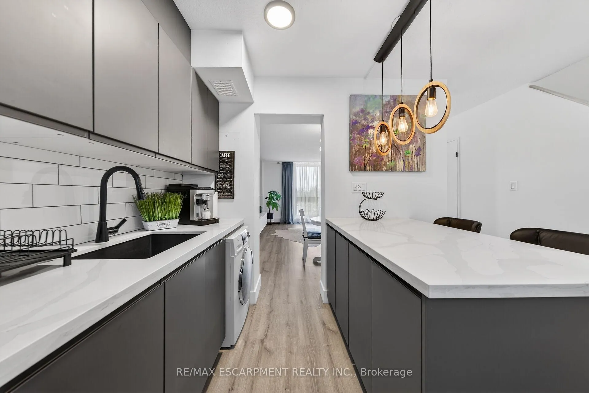 Photo 8 of Unit 324, 350 Quigley Road, Hamilton, Vincent — HOMEH