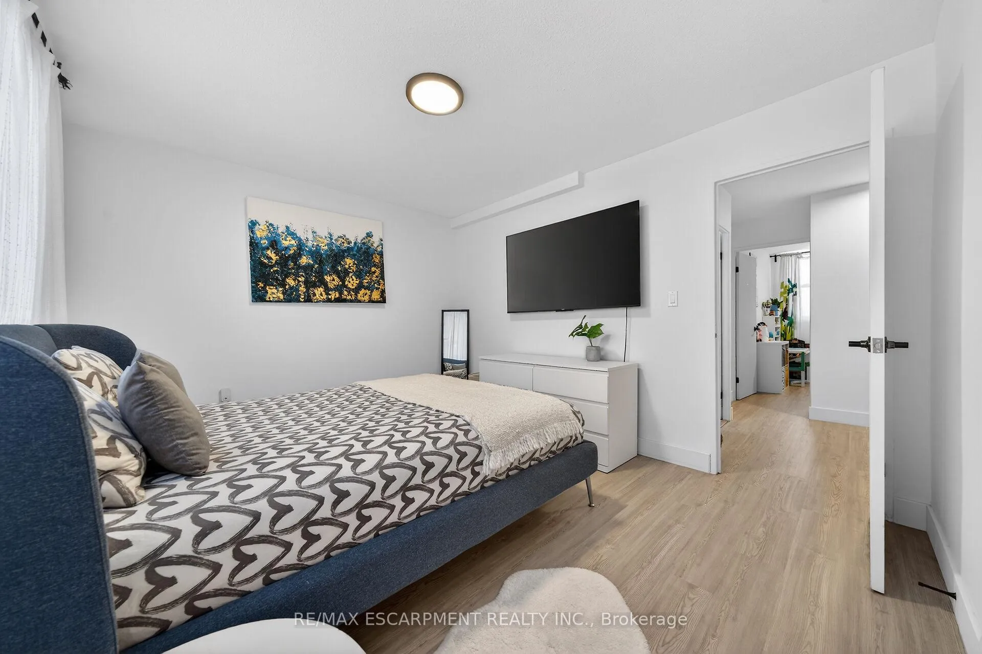 Photo 20 of Unit 324, 350 Quigley Road, Hamilton, Vincent — HOMEH