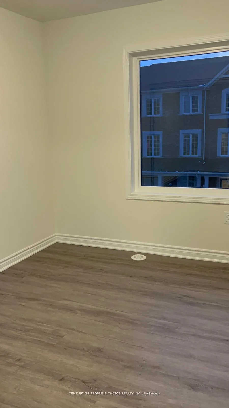 Photo 5 of 3361 Thunderbird Promenade E, Pickering, Rural Pickering — HOMEH