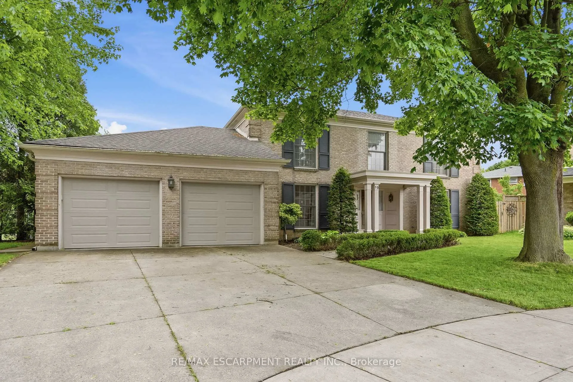 Front of 19 Verdun Court