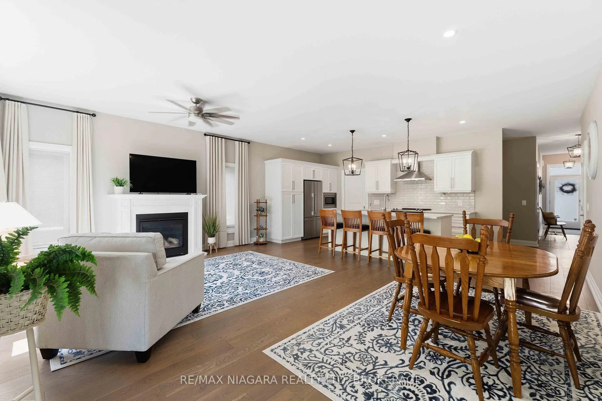 Photo 14 of Unit 55, 8974 Willoughby Drive, Niagara Falls, Chippawa — HOMEH