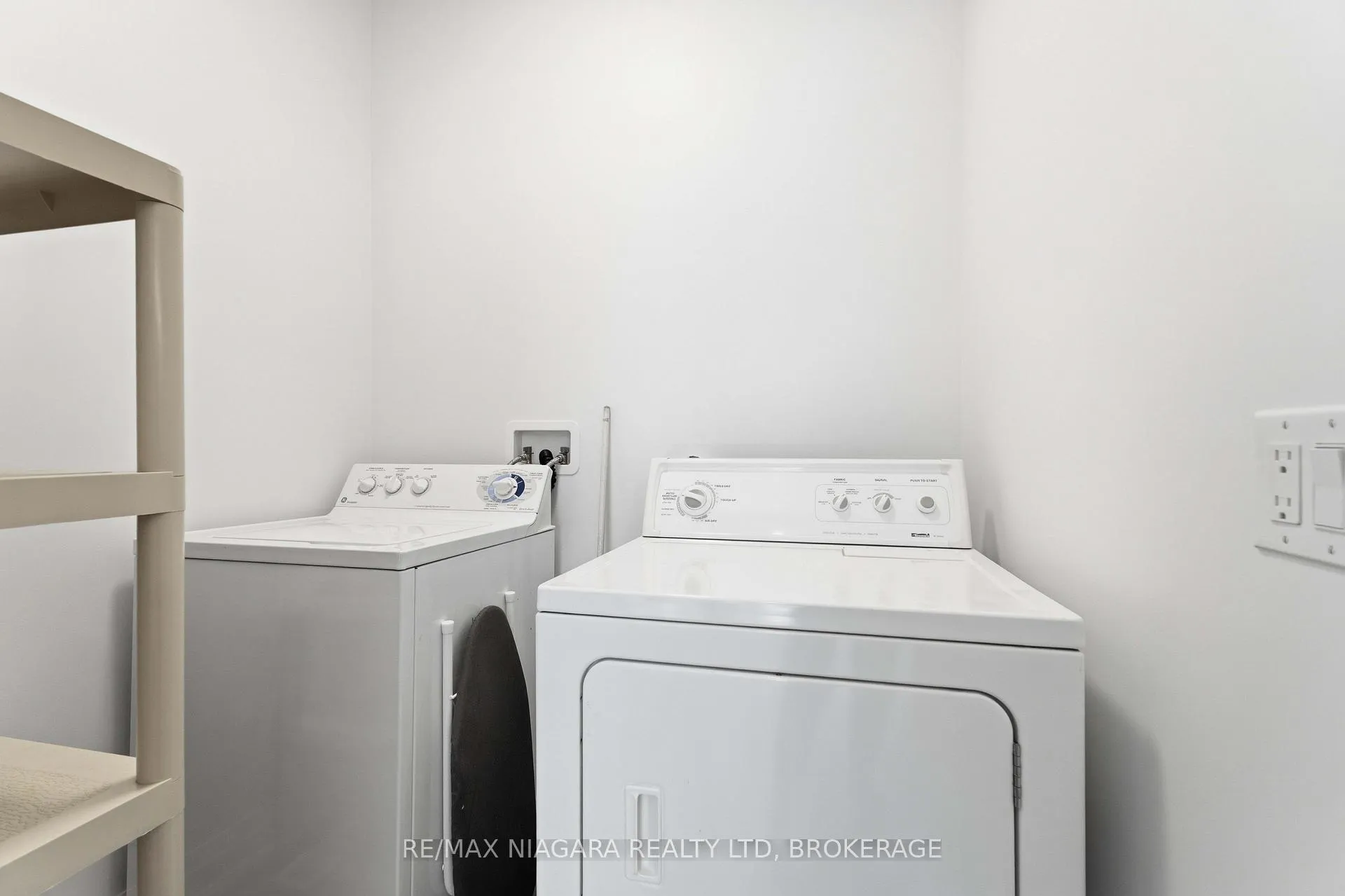 Photo 26 of Unit 55, 8974 Willoughby Drive, Niagara Falls, Chippawa — HOMEH