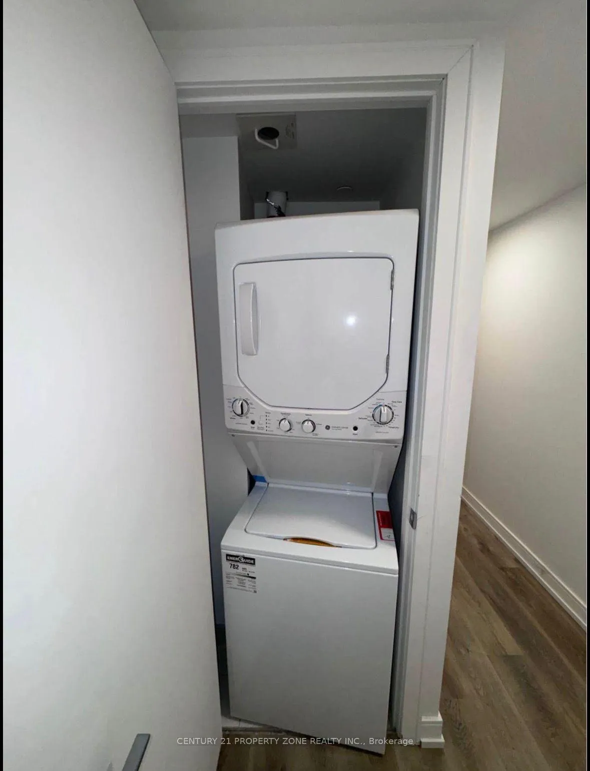 Photo 3 of Unit 723, 1 Jarvis Street, Hamilton, Beasley — HOMEH