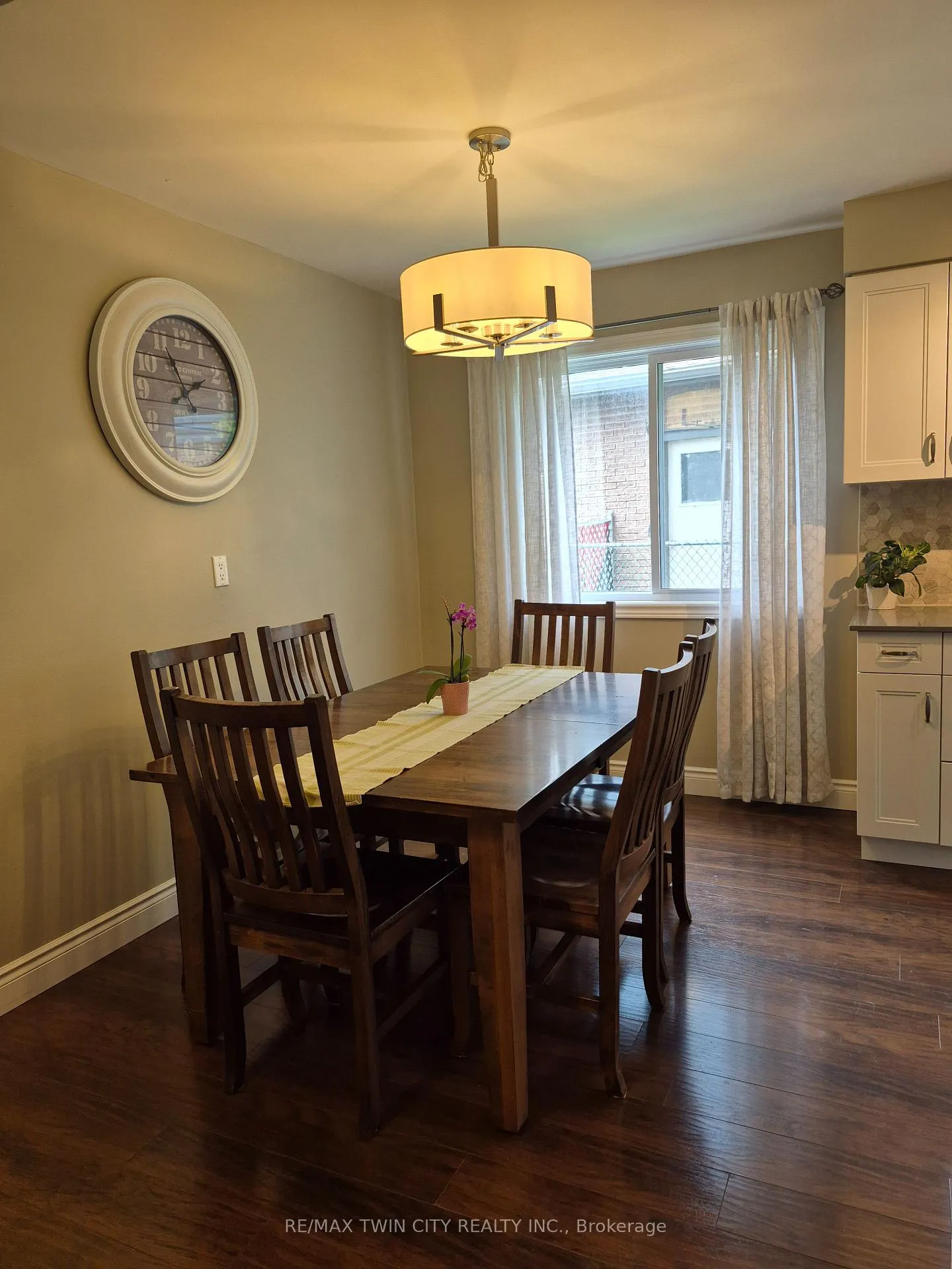 Photo 2 of 384 Pioneer Drive, Kitchener — HOMEH