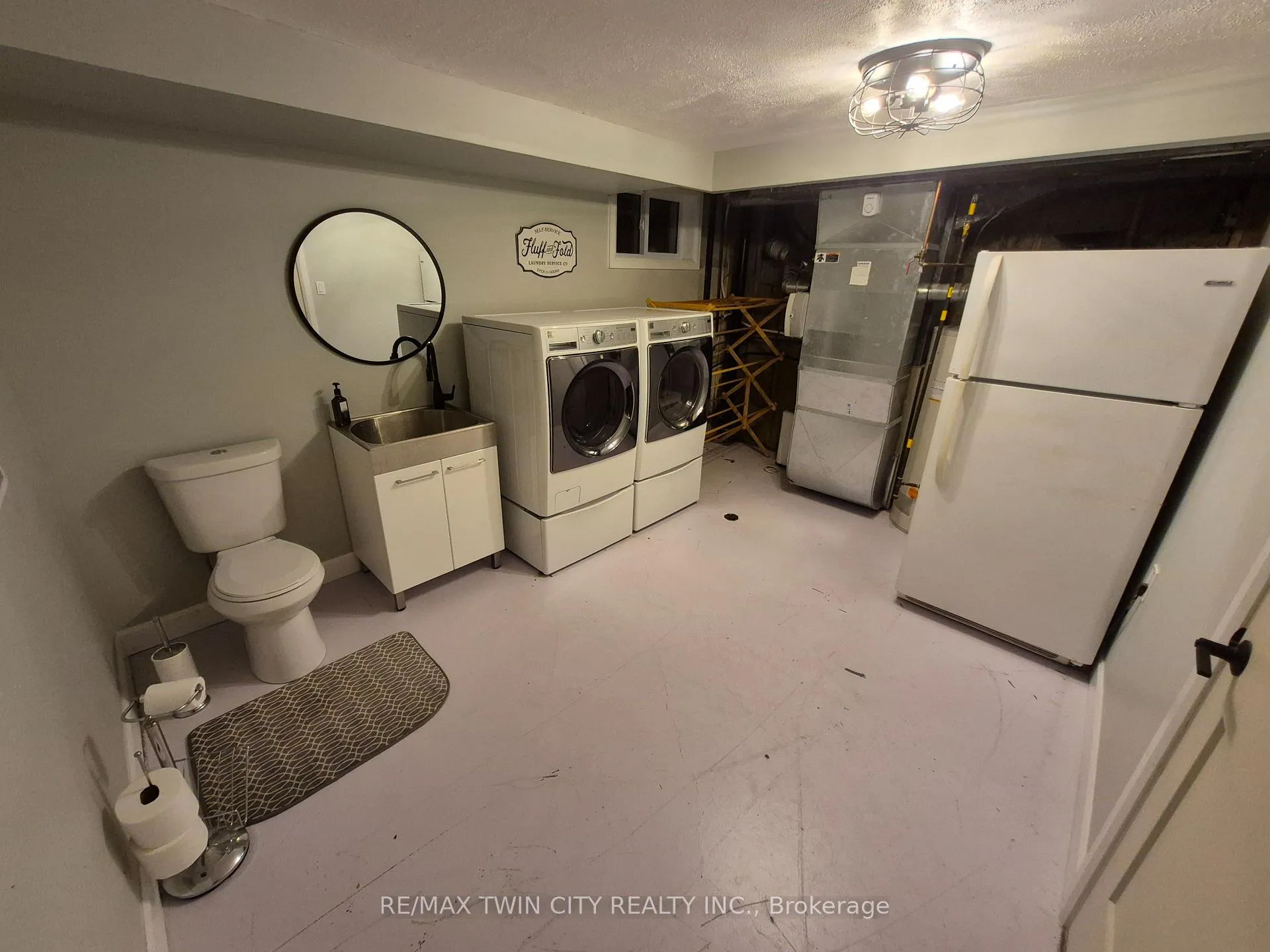 Photo 21 of 384 Pioneer Drive, Kitchener — HOMEH