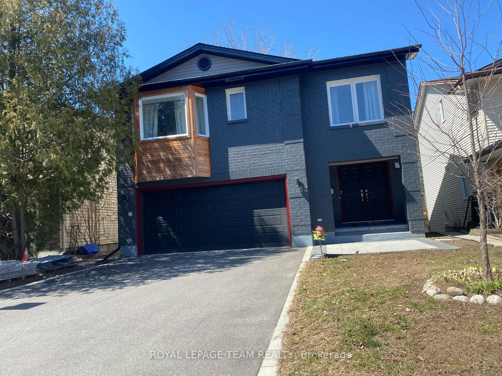 Photo 1 of Unit B, 32 Hackett Street, Ottawa, Hunt Club Woods — HOMEH