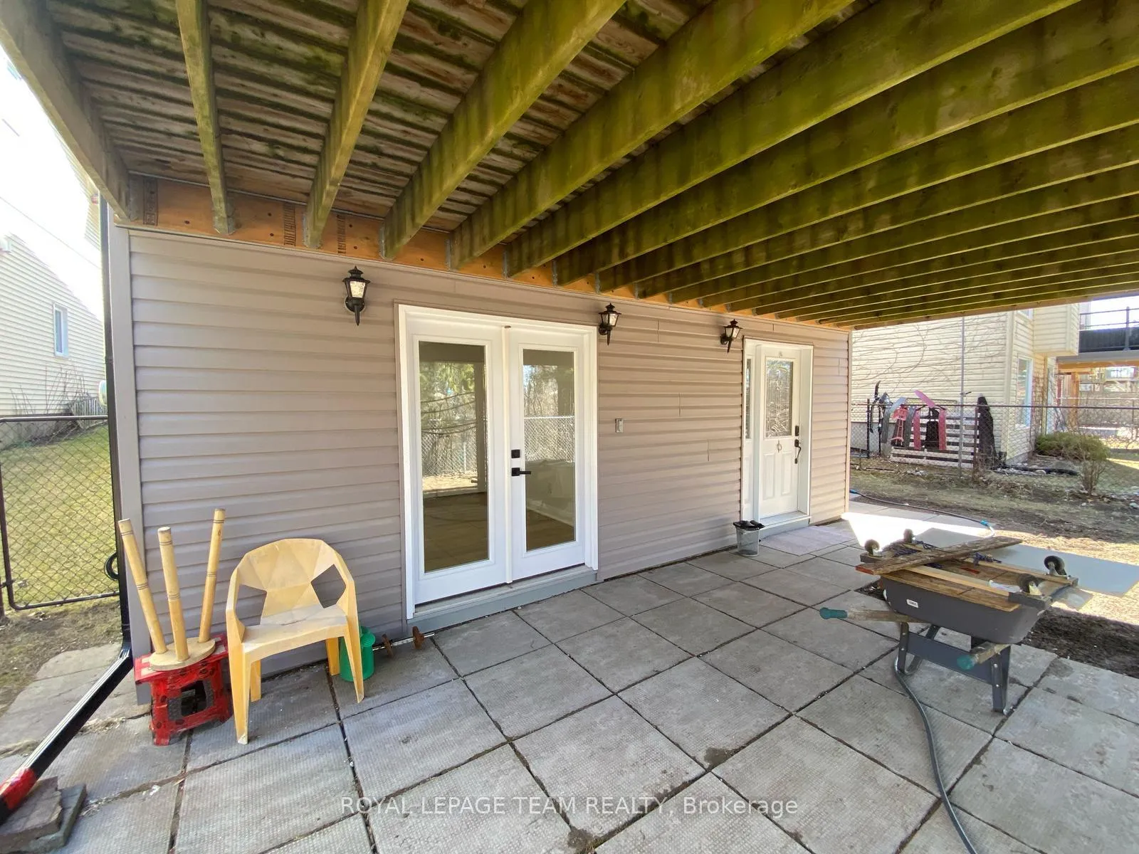 Photo 3 of Unit B, 32 Hackett Street, Ottawa, Hunt Club Woods — HOMEH