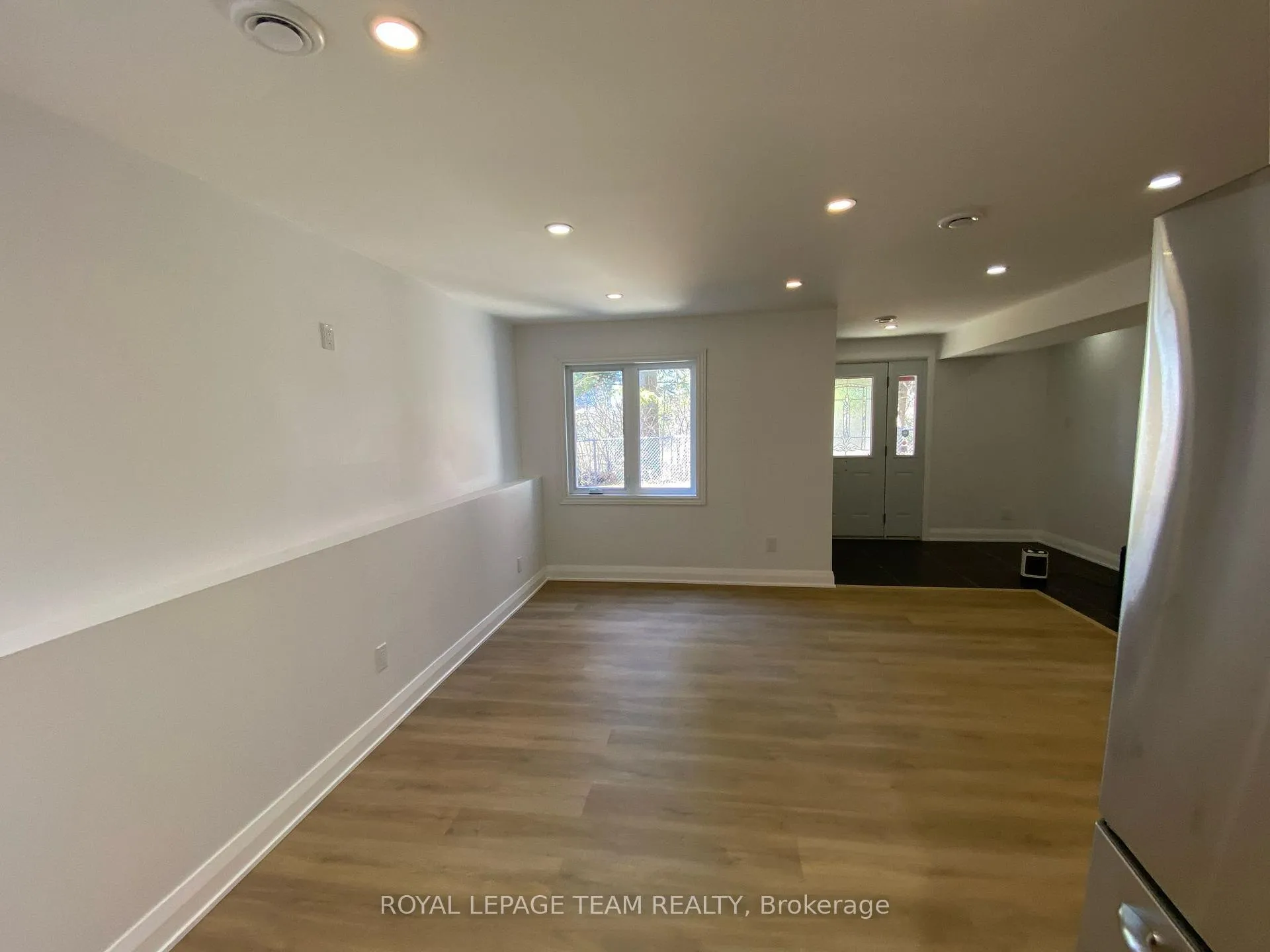 Photo 7 of Unit B, 32 Hackett Street, Ottawa, Hunt Club Woods — HOMEH