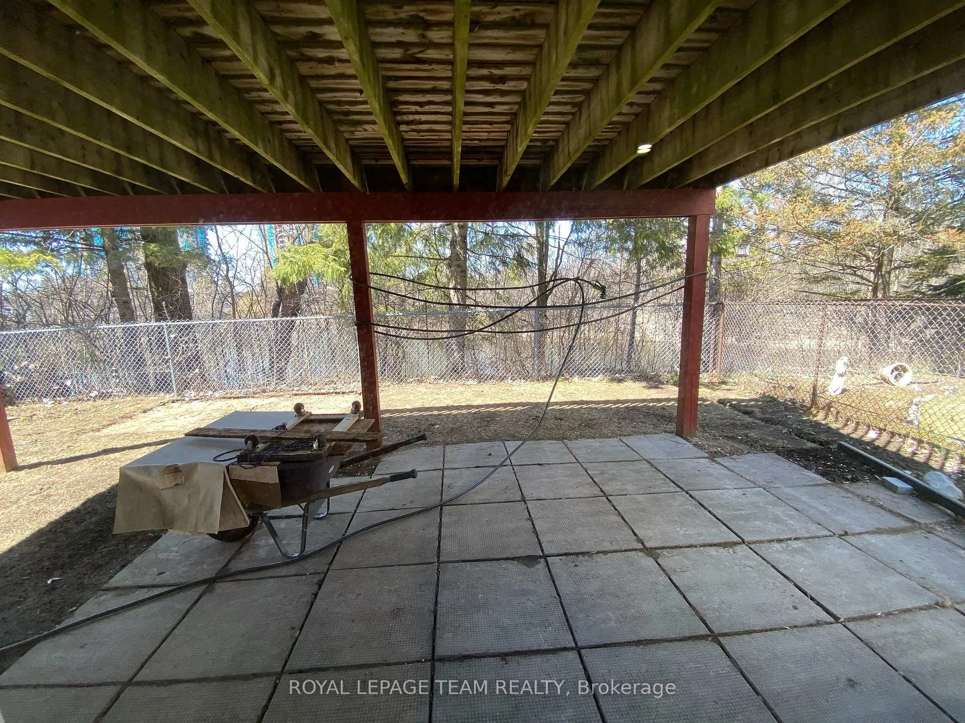 Photo 13 of Unit B, 32 Hackett Street, Ottawa, Hunt Club Woods — HOMEH