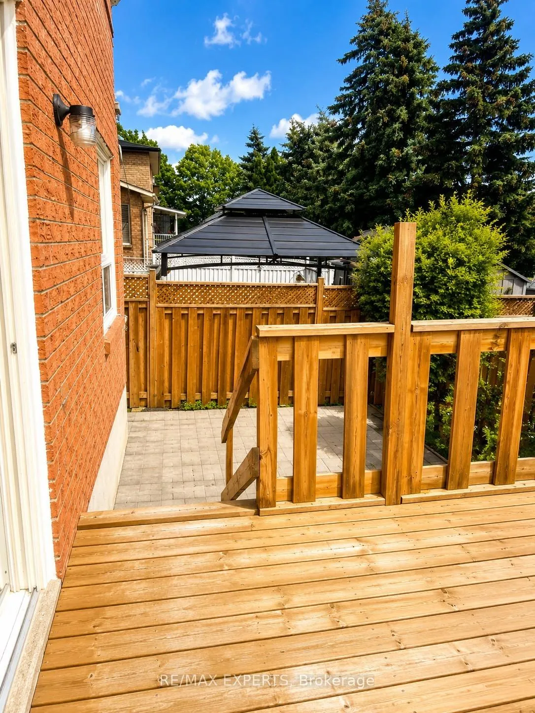 Photo 15 of 180 Richvale Drive S, Brampton, Heart Lake East — HOMEH