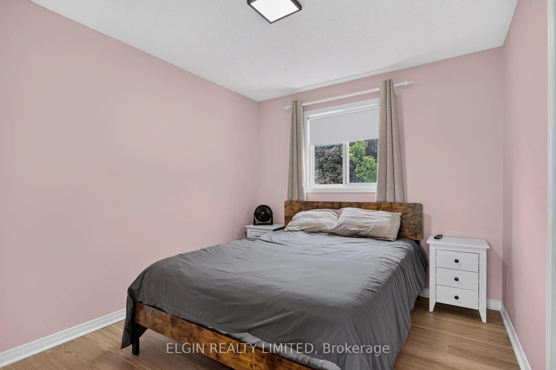 Photo 21 of 27 Cook Crescent, St. Thomas — HOMEH