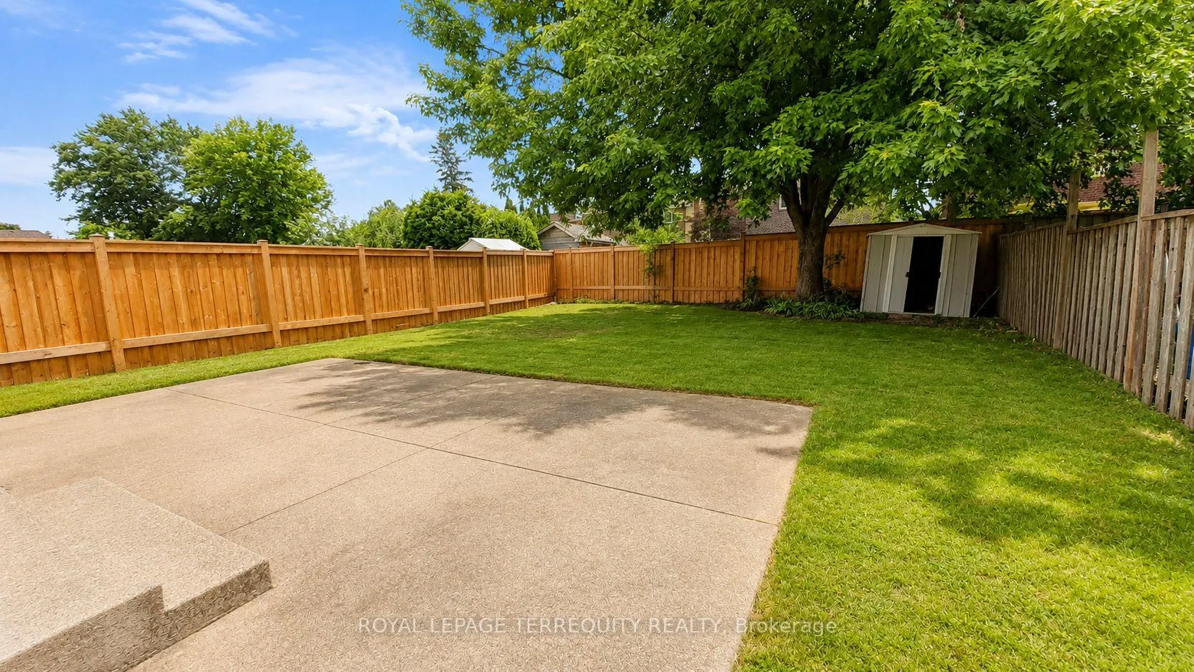 Photo 2 of 2164 Madden Boulevard, Oakville, River Oaks — HOMEH