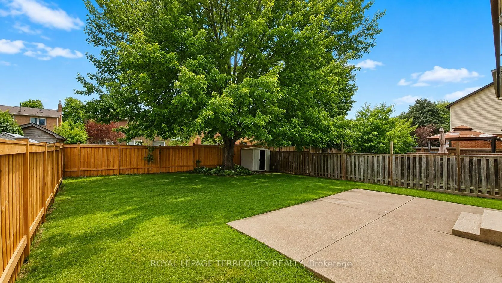 Photo 3 of 2164 Madden Boulevard, Oakville, River Oaks — HOMEH